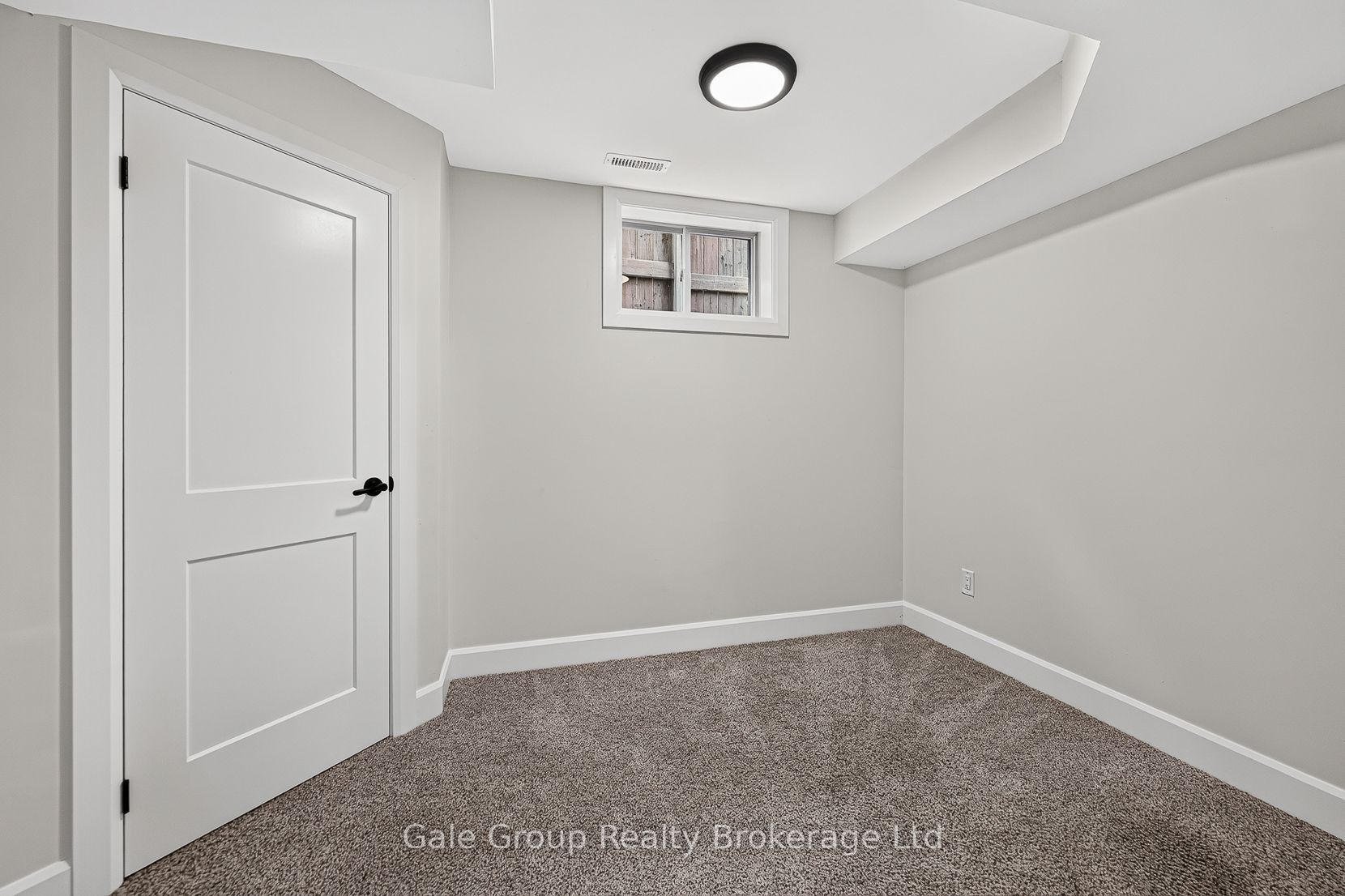 565 Sales Drive Property Photo 36