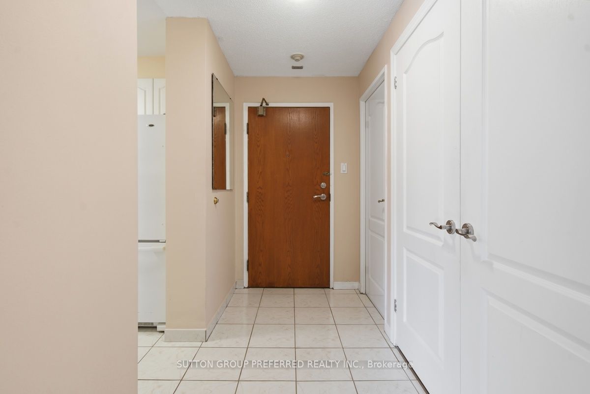 45 Pond Mills Road 206 Property Photo 4