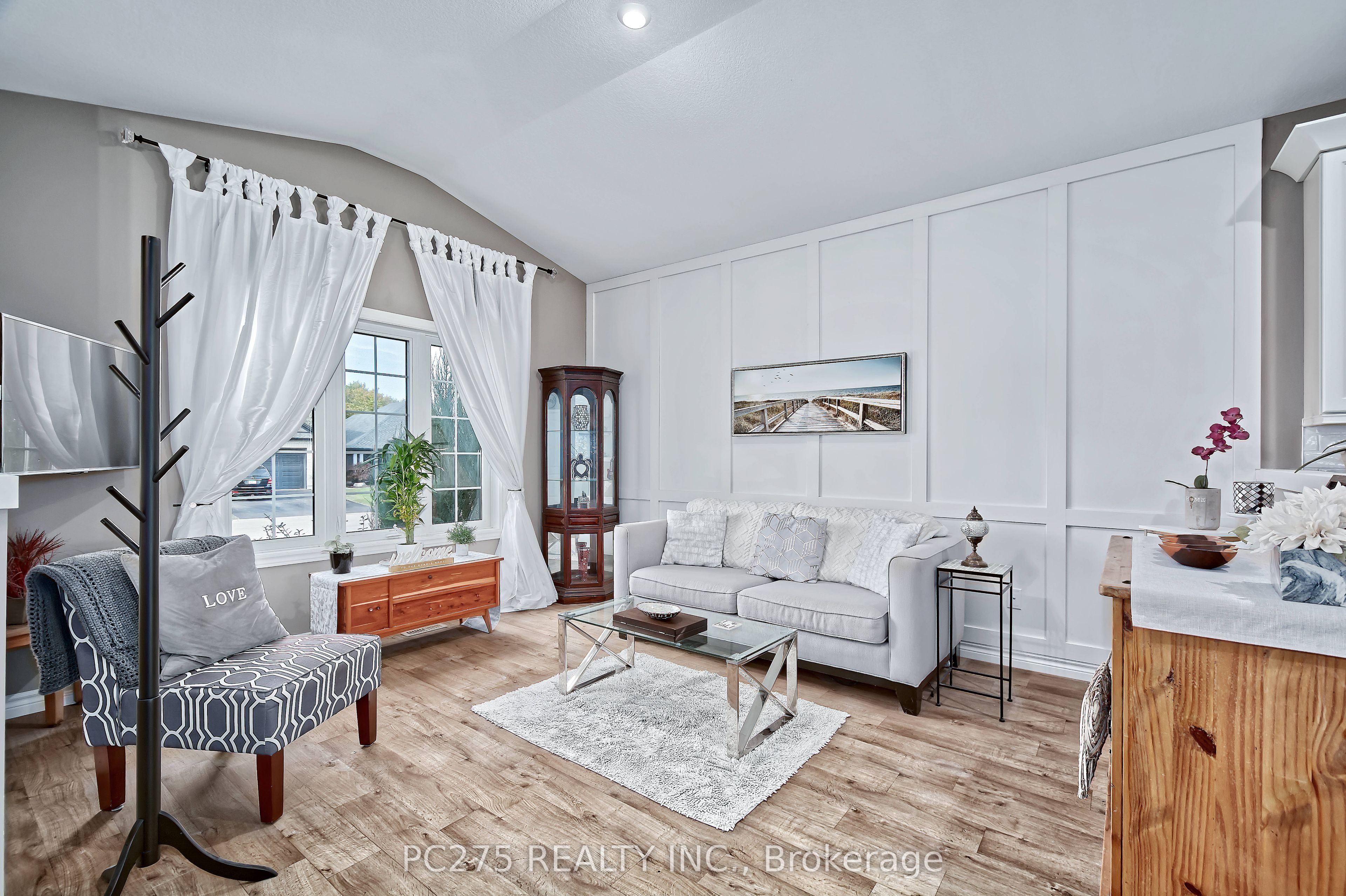 409 Beamish Street Property Photo 6