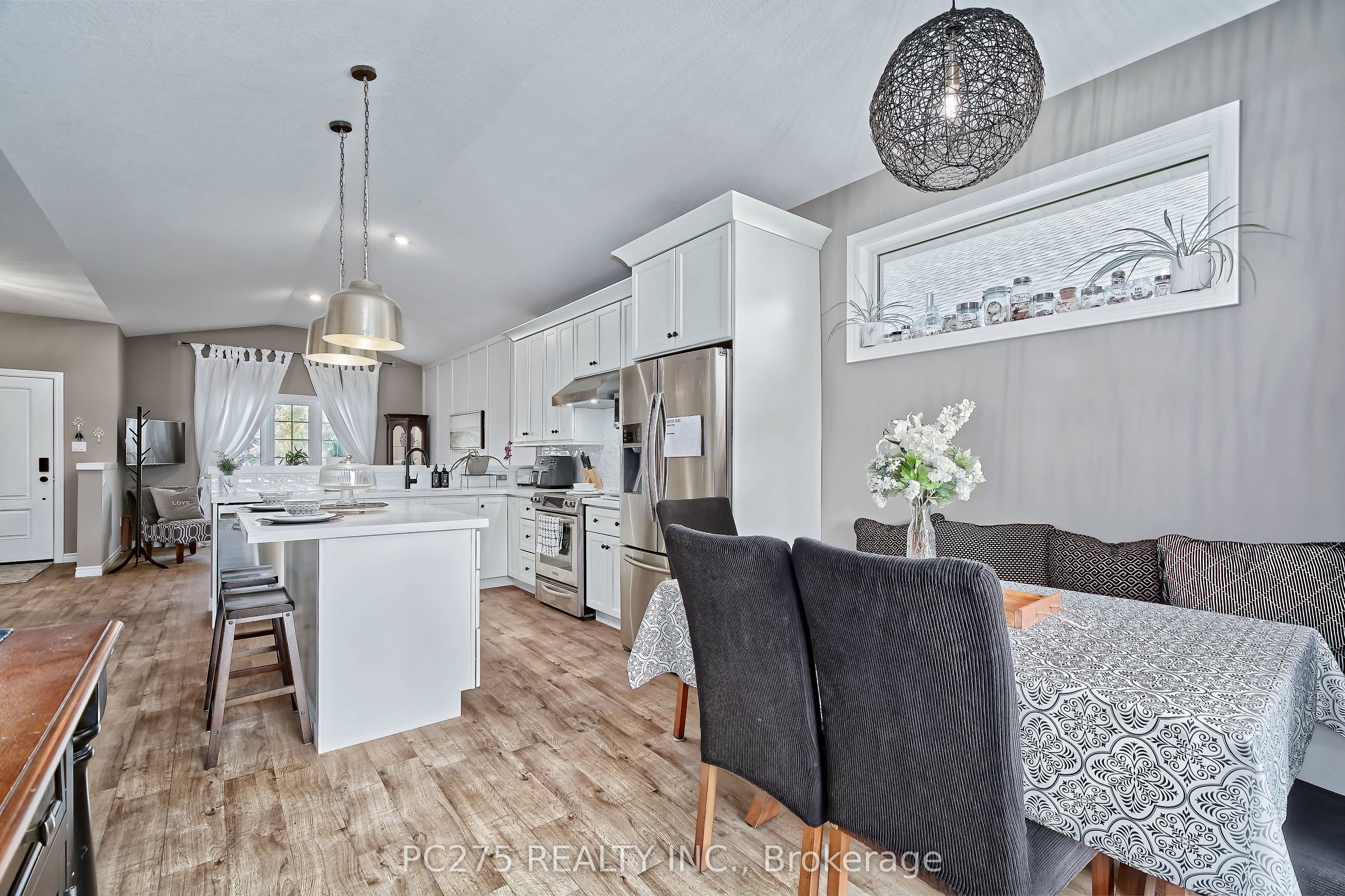 409 Beamish Street Property Photo 13