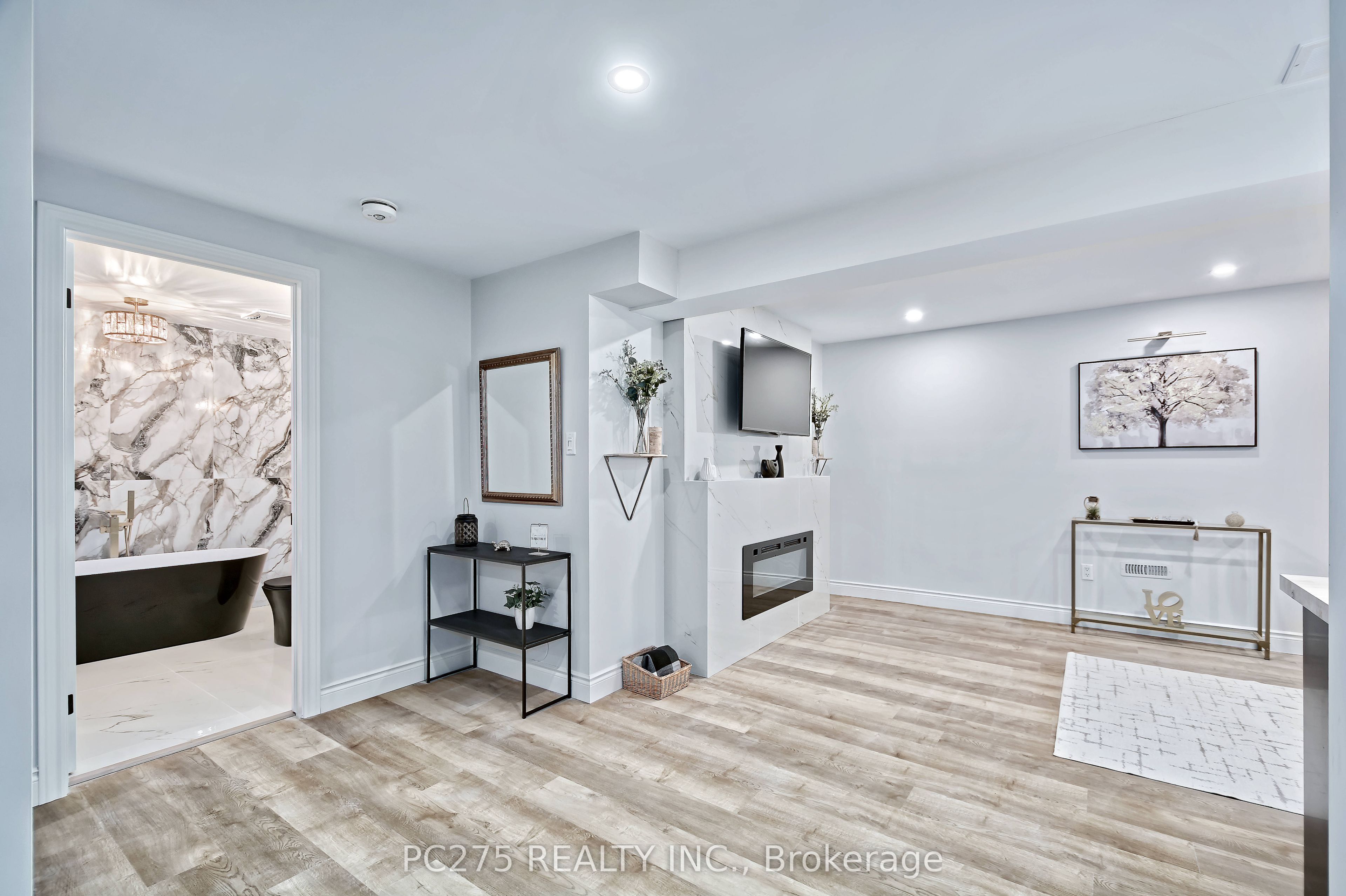 409 Beamish Street Property Photo 23