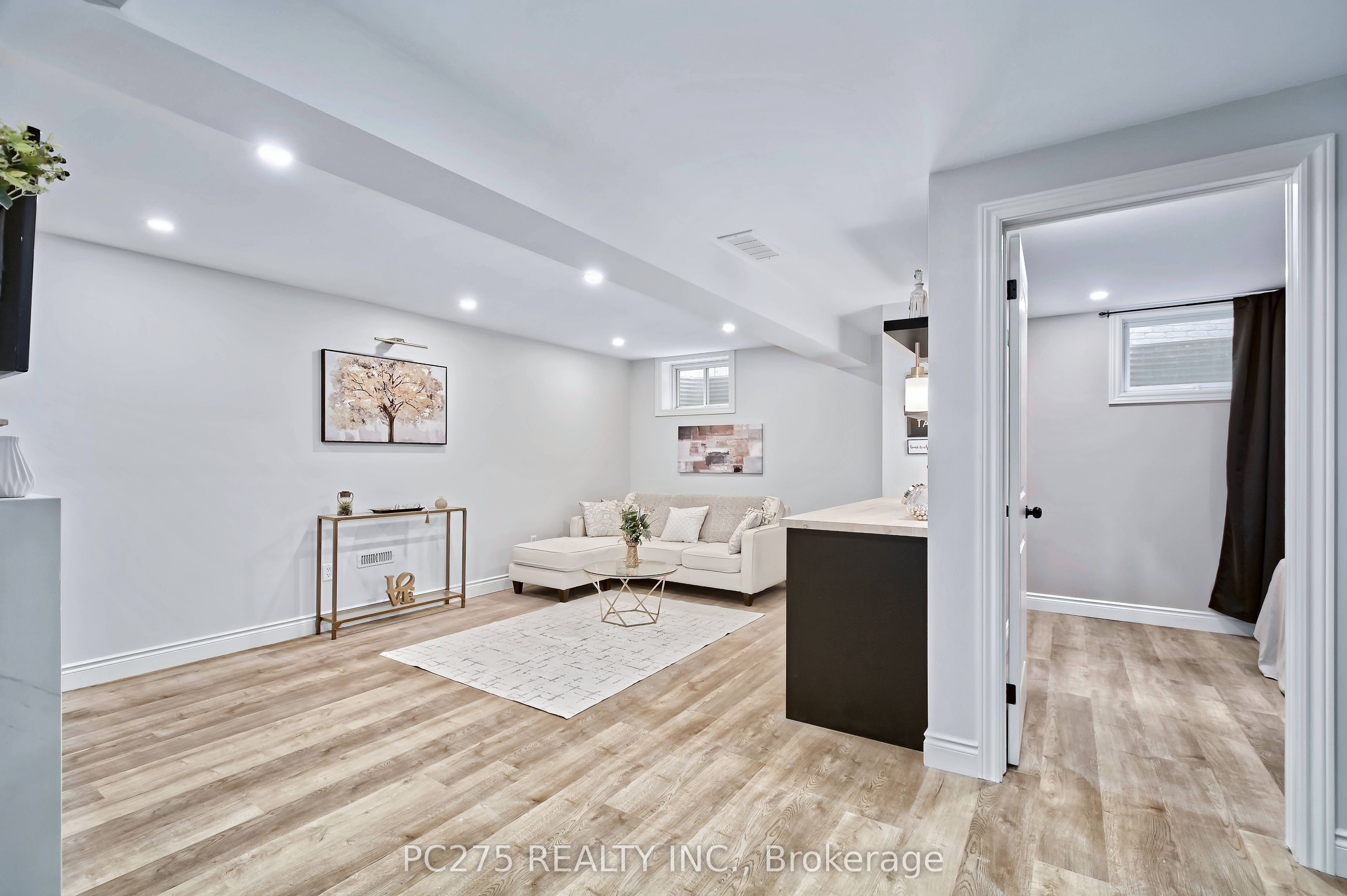 409 Beamish Street Property Photo 24