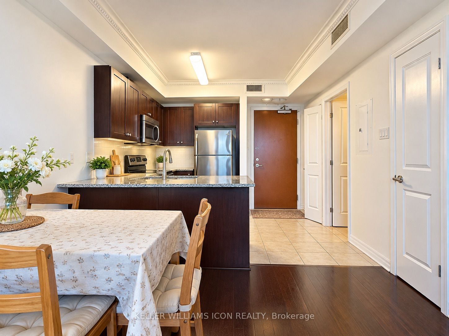 195 Besserer Street 2405 Property Photo 7