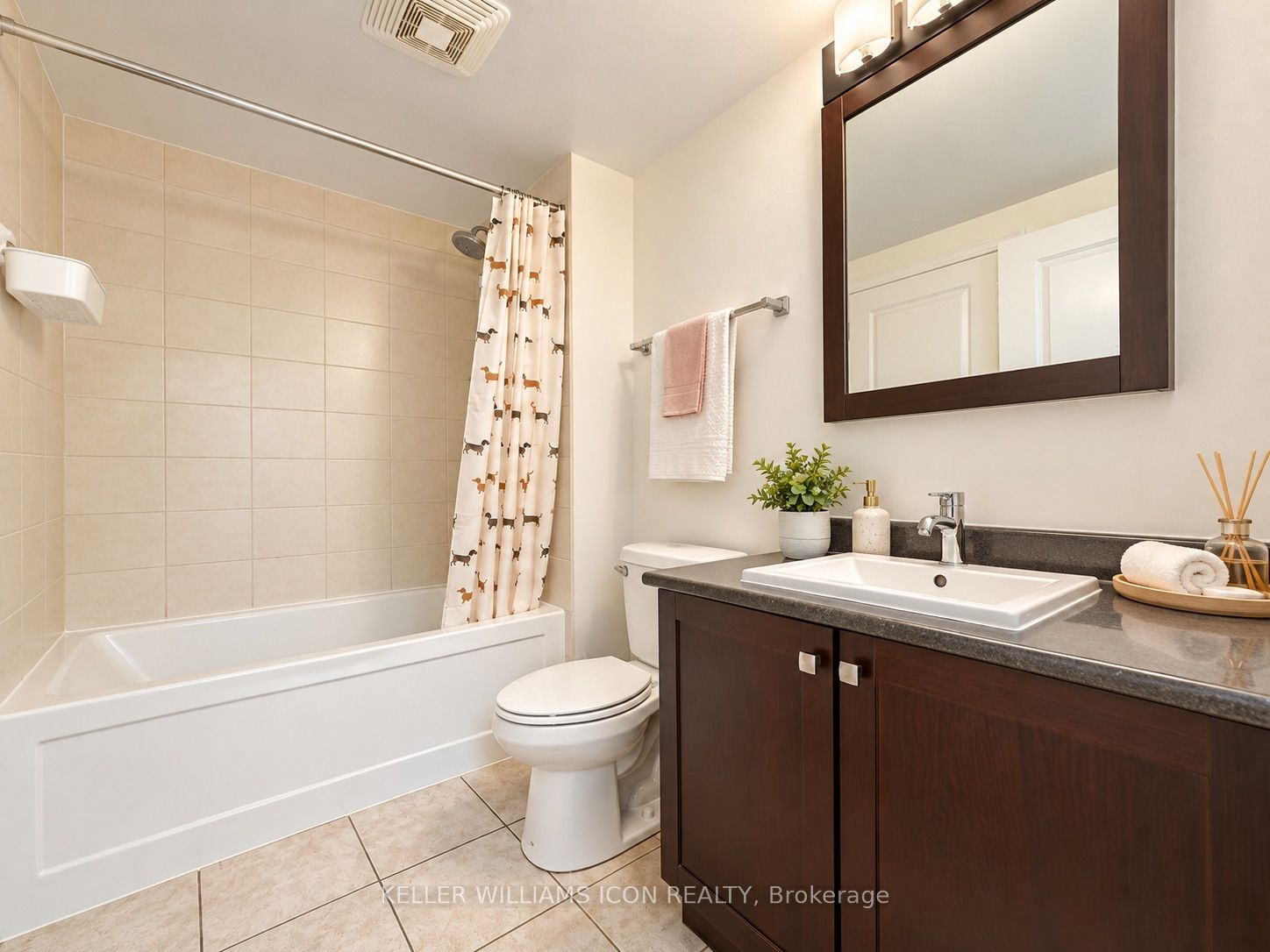 195 Besserer Street 2405 Property Photo 11