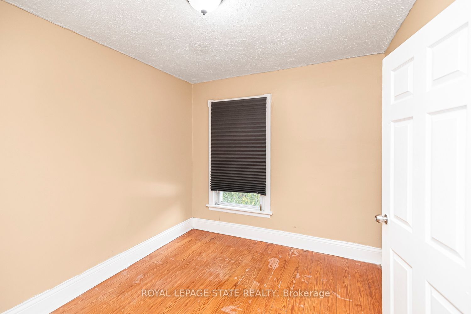 46 Holton Avenue N Property Photo 22