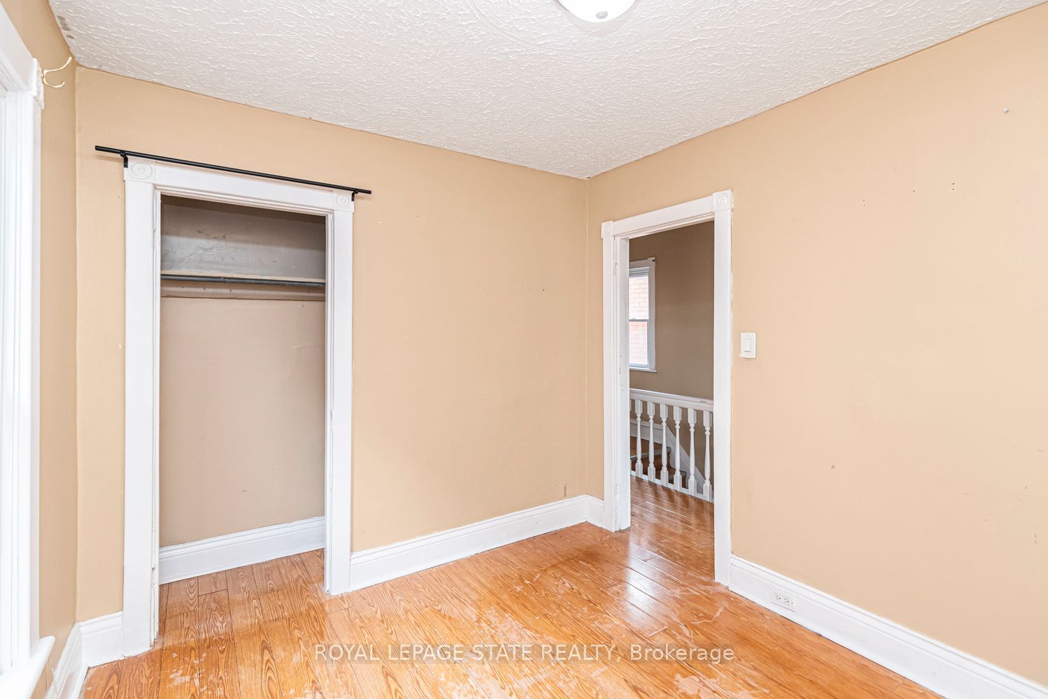 46 Holton Avenue N Property Photo 23