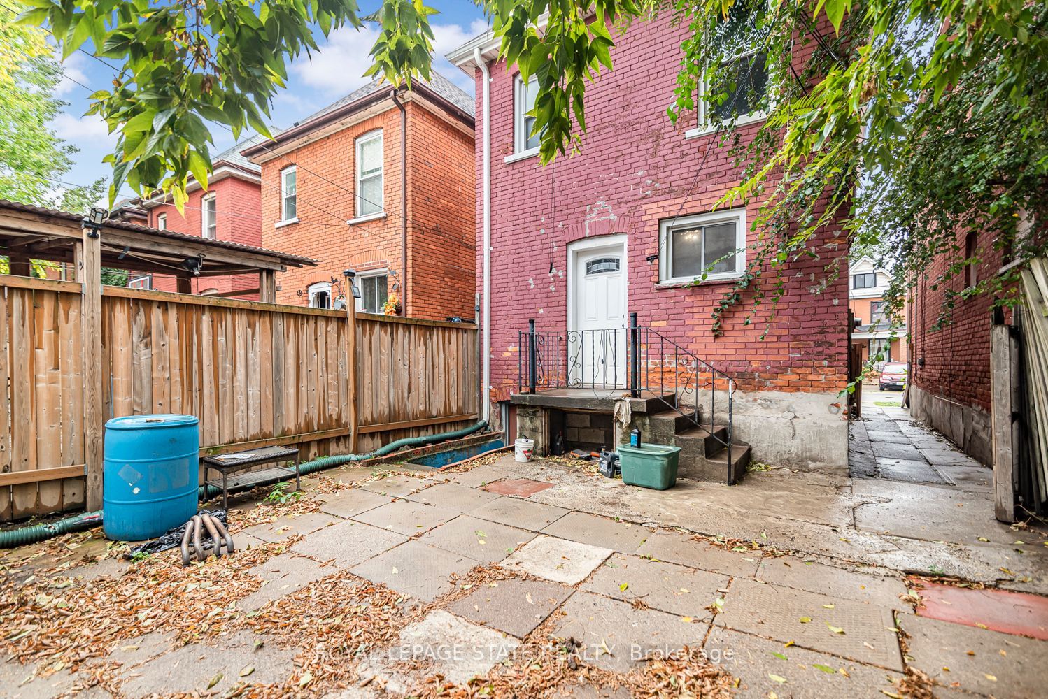 46 Holton Avenue N Property Photo 36