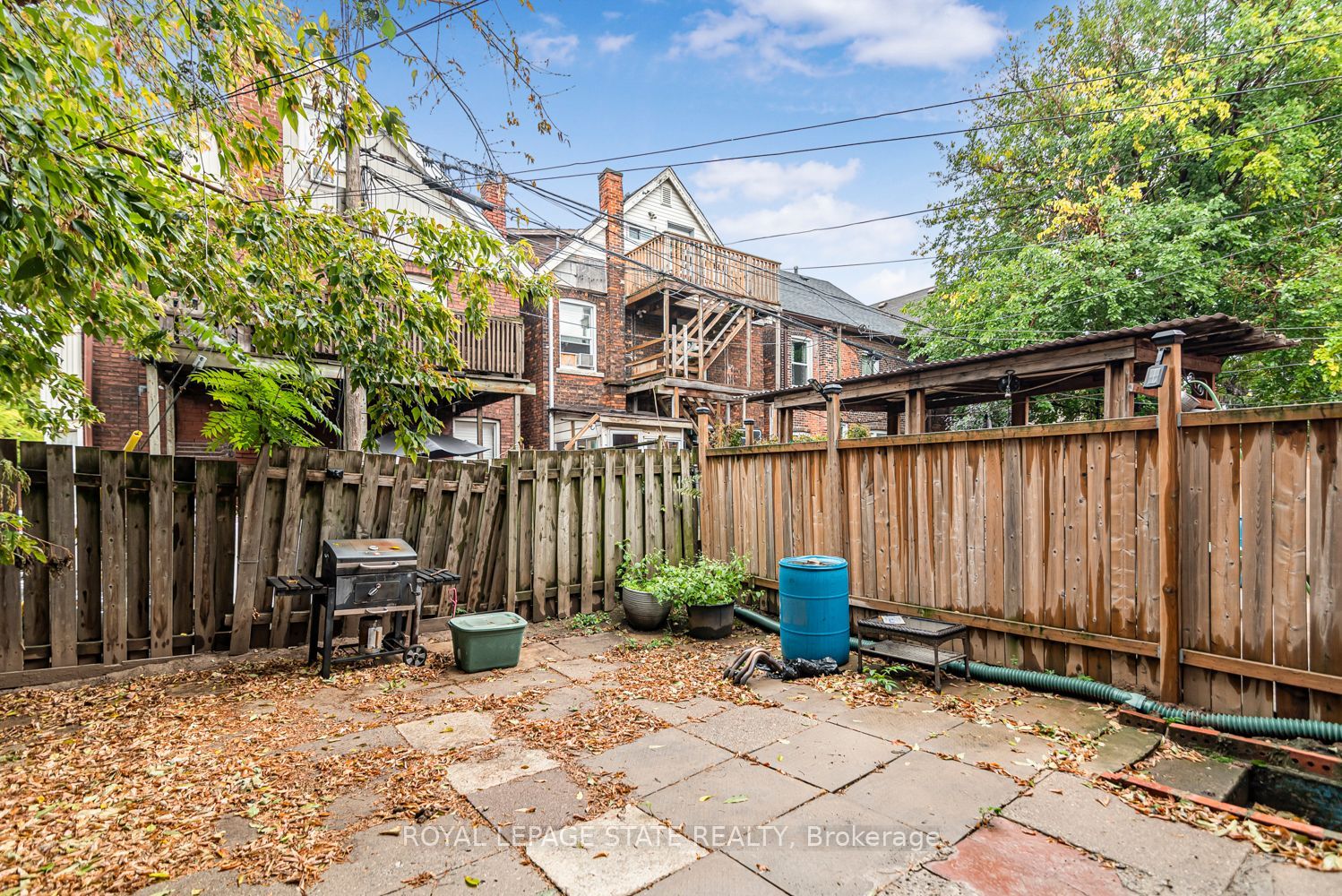 46 Holton Avenue N Property Photo 38