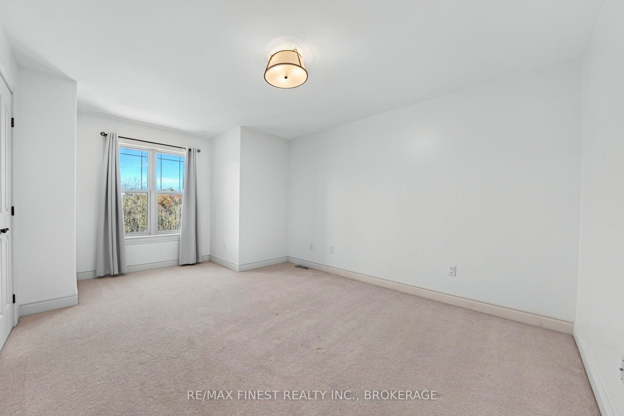 710 Kananaskis Drive Property Photo 31