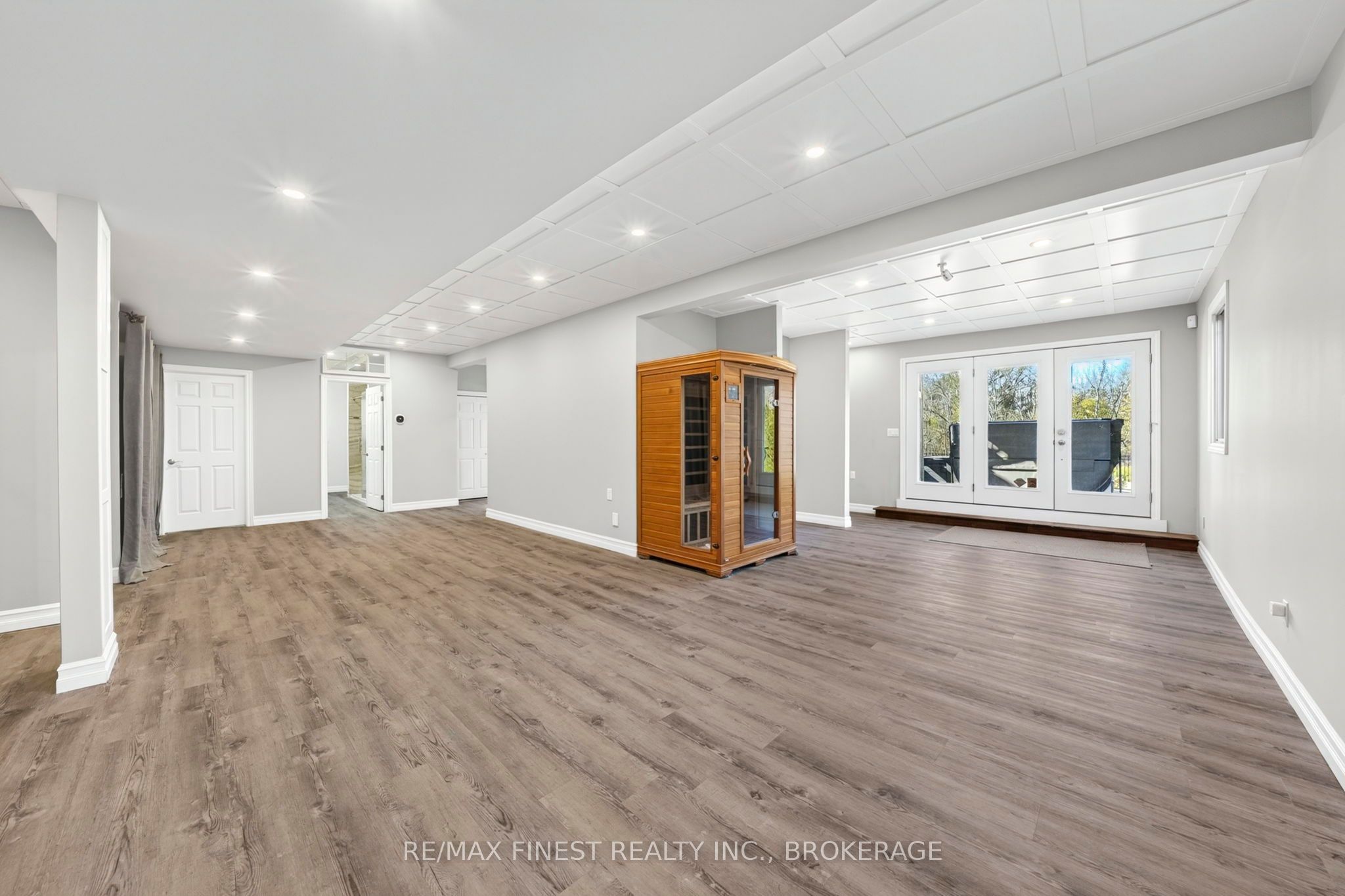 710 Kananaskis Drive Property Photo 35