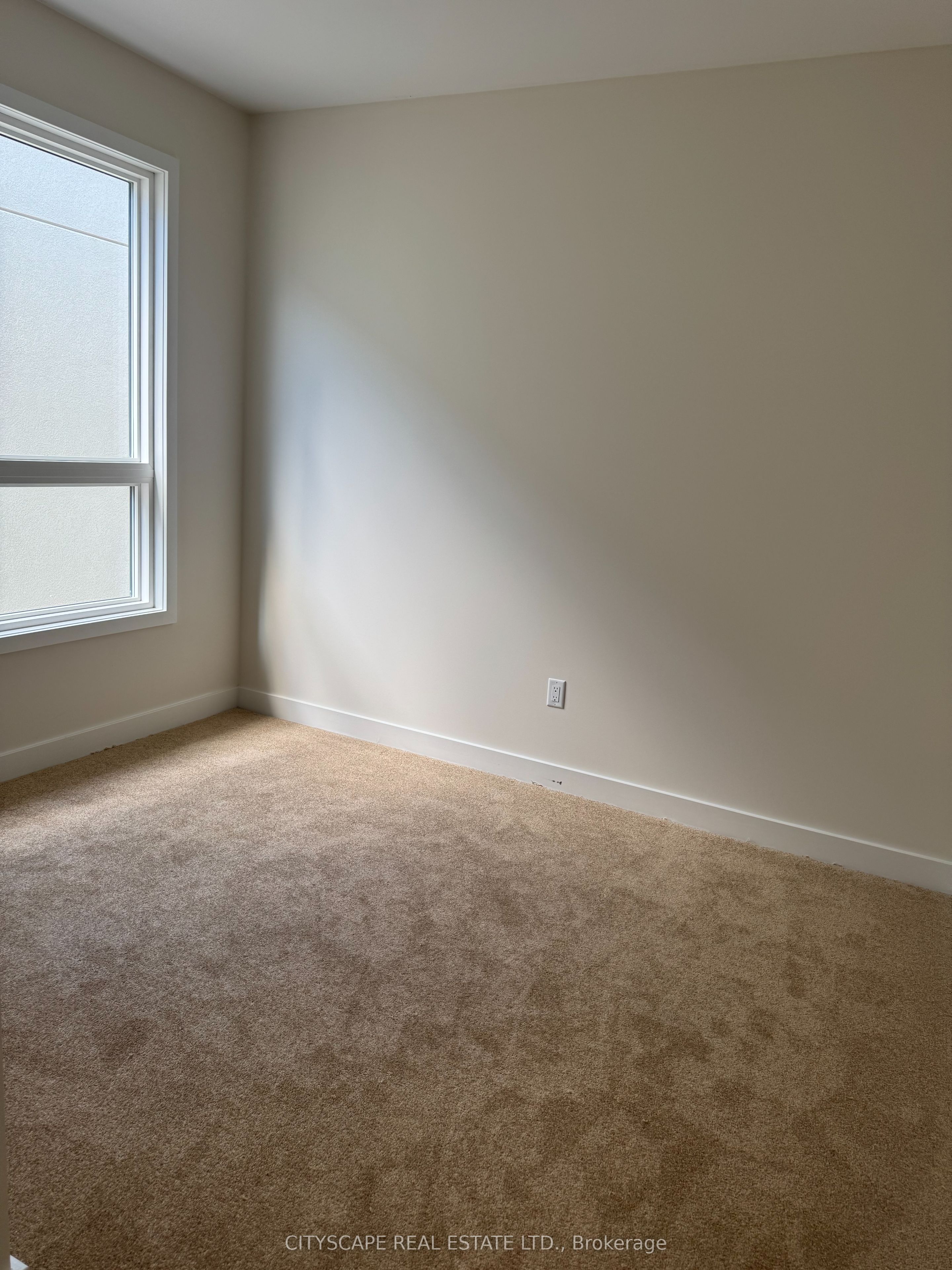 190 Stoneleigh Drive Property Photo 12