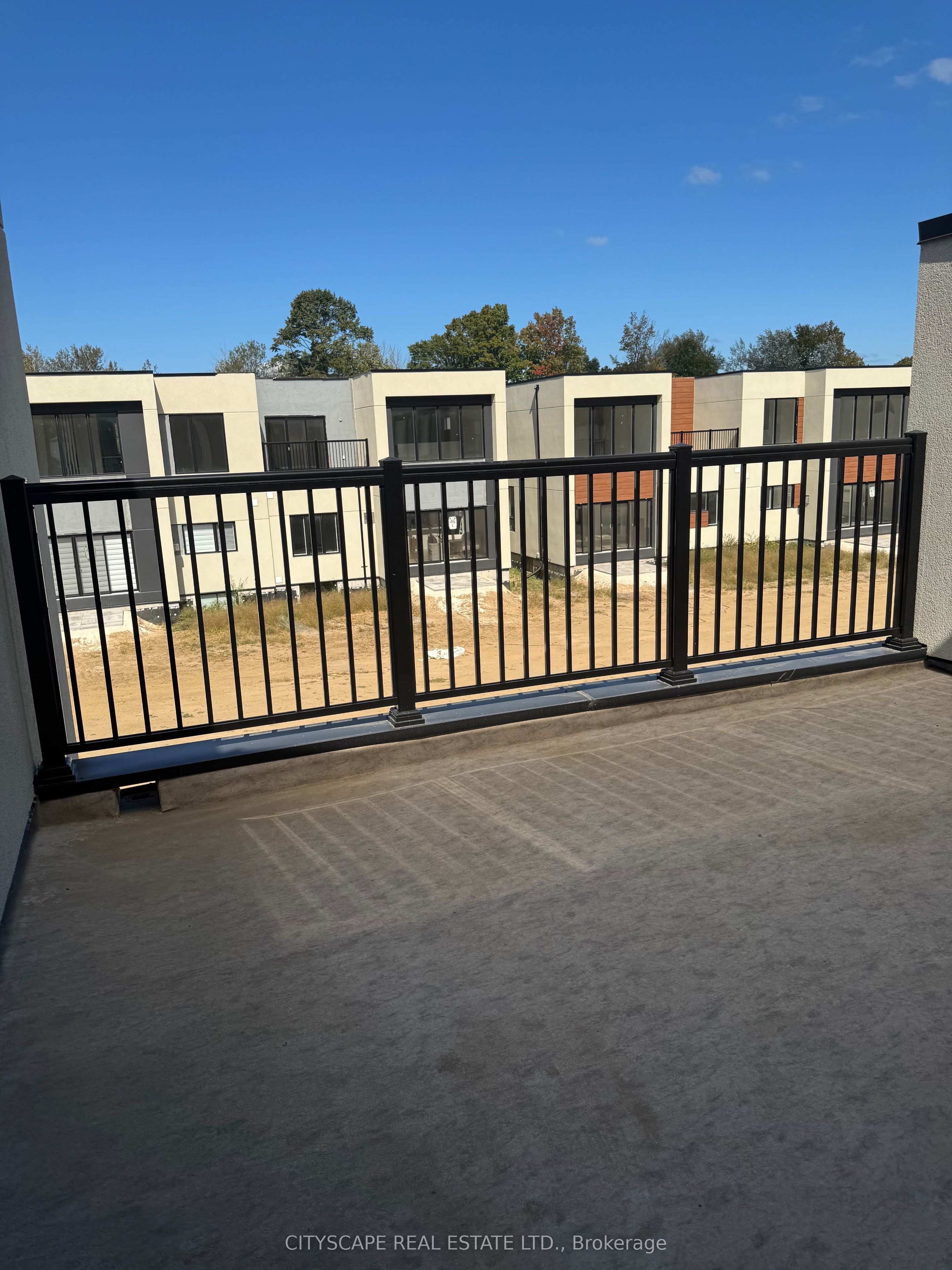 190 Stoneleigh Drive Property Photo 14