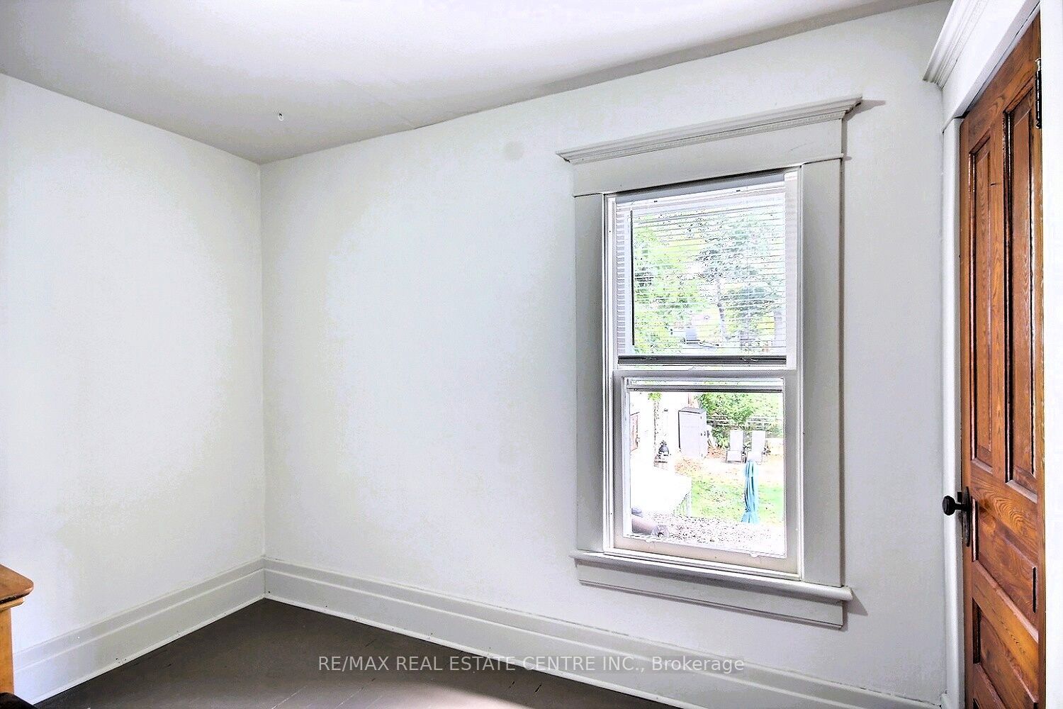 223 Water Street N Street Property Photo 18
