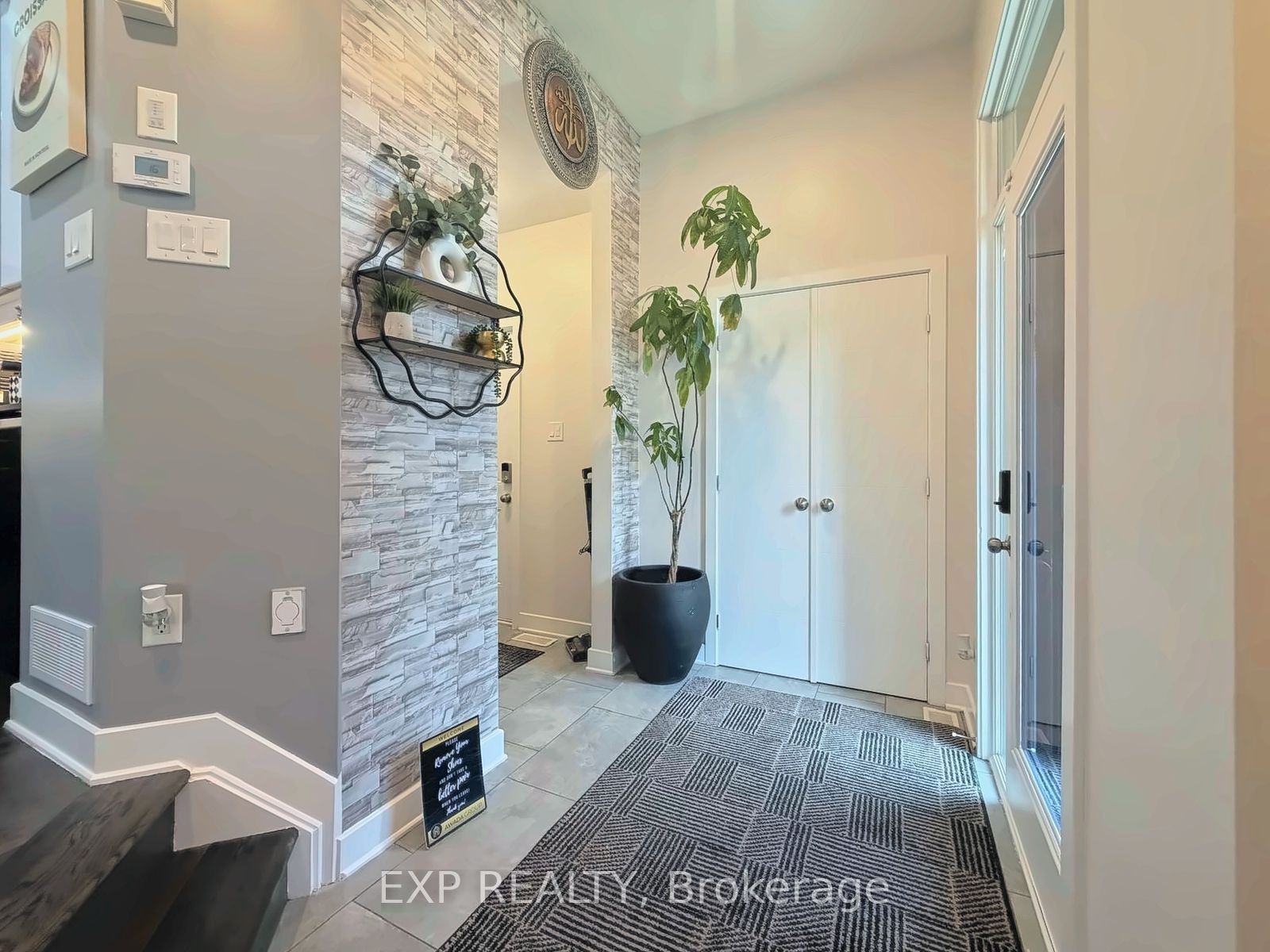 543 Rathburn Lane Property Photo 6