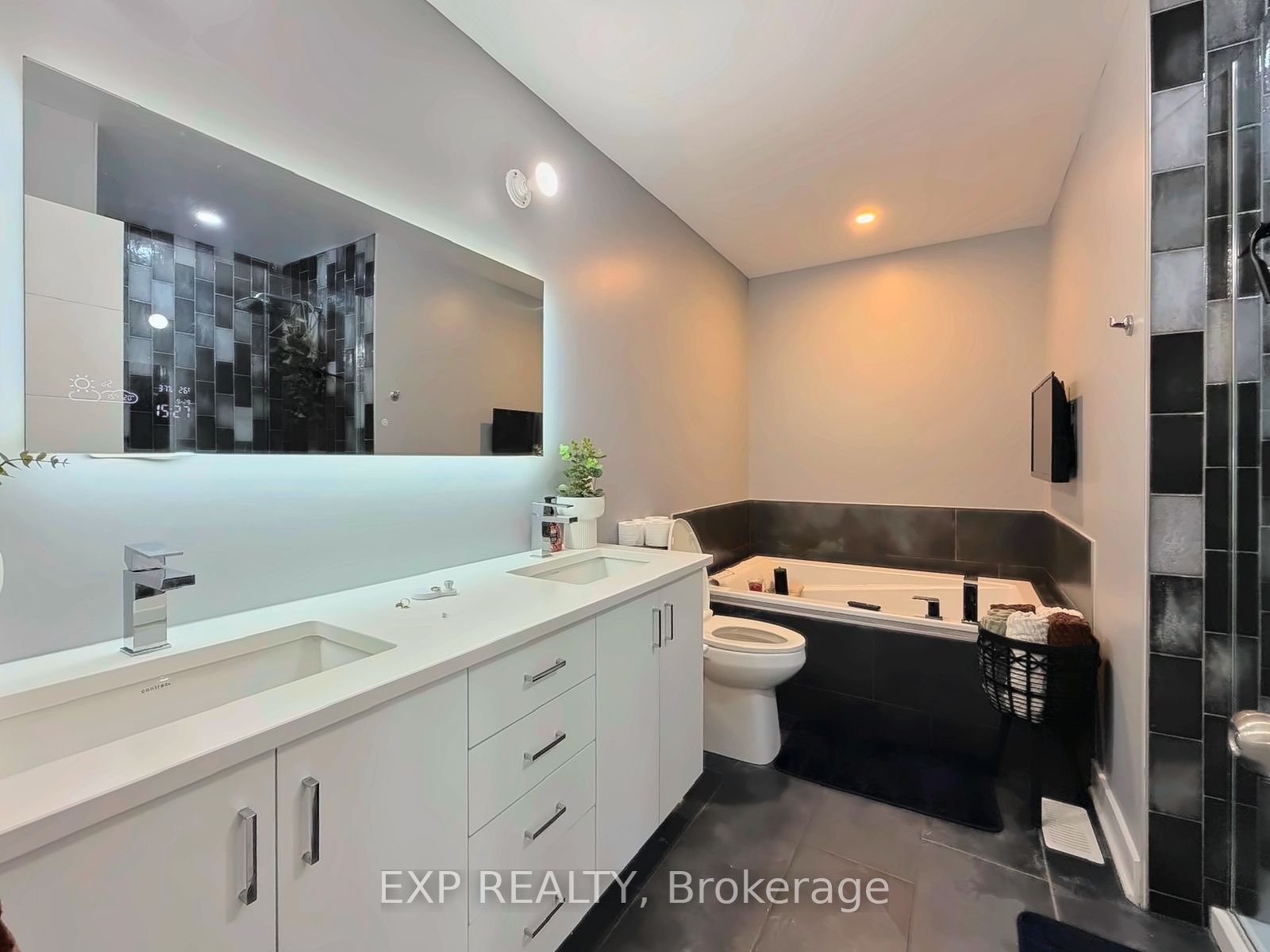 543 Rathburn Lane Property Photo 32