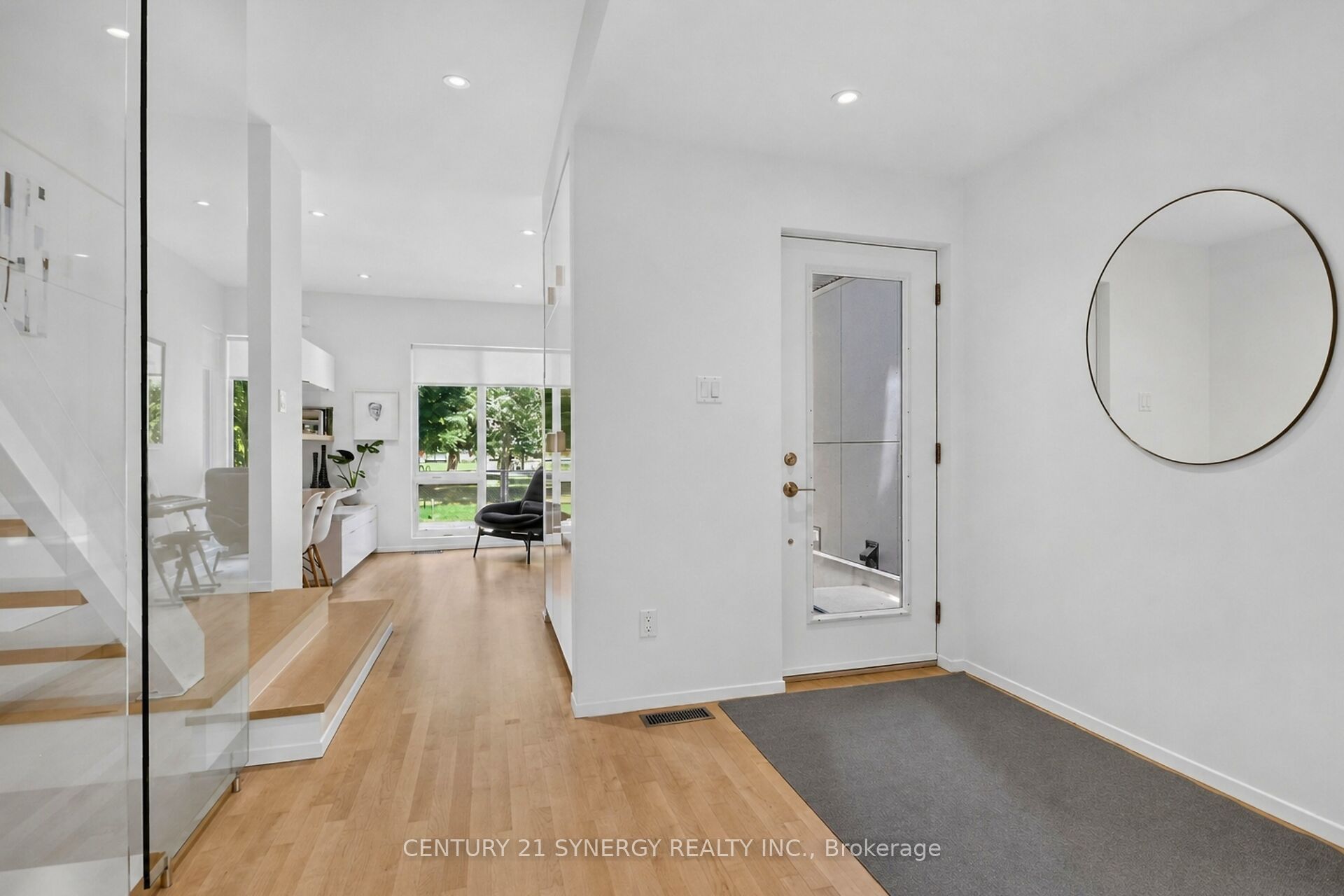 24 Stonehurst Avenue Property Photo 5