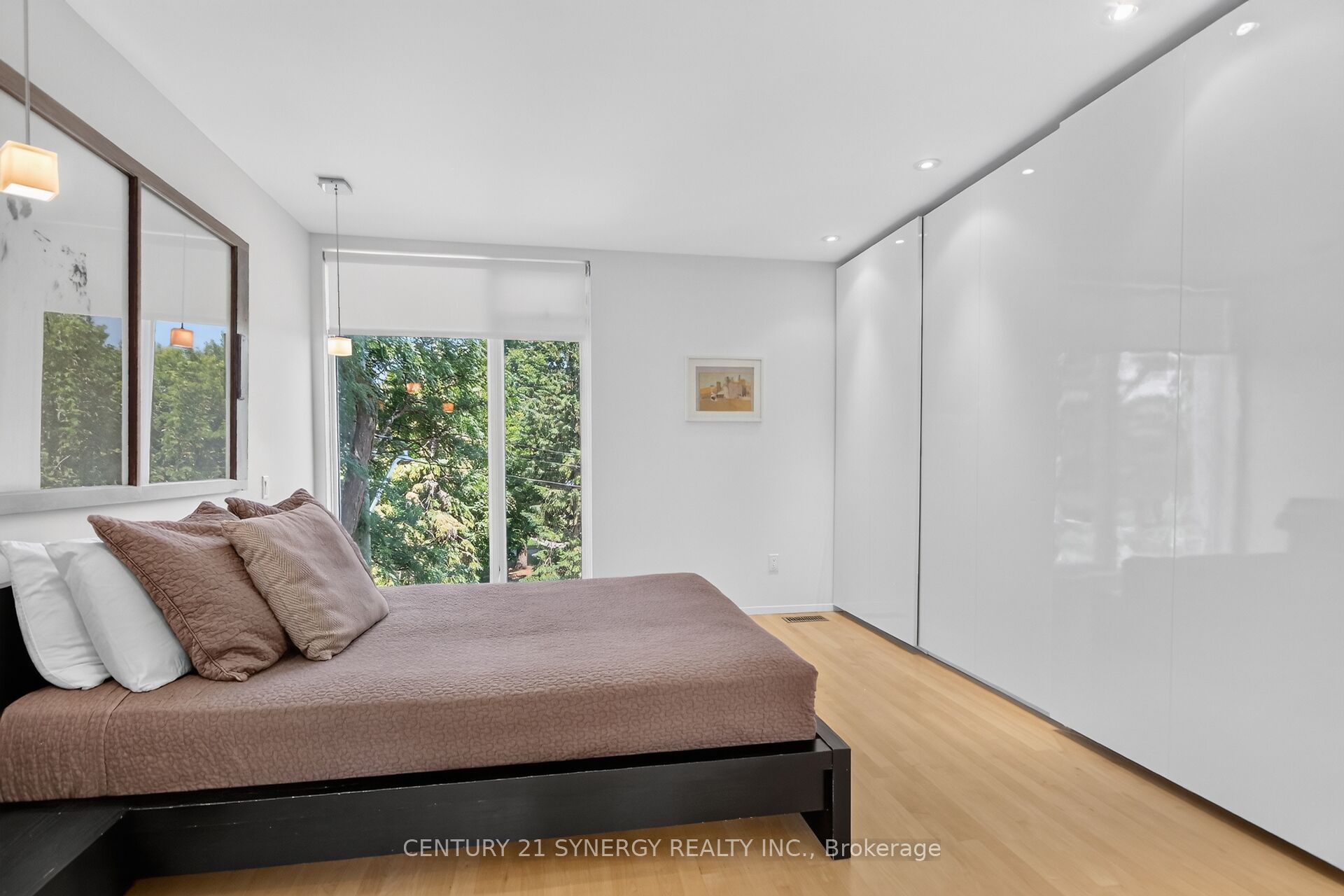 24 Stonehurst Avenue Property Photo 36