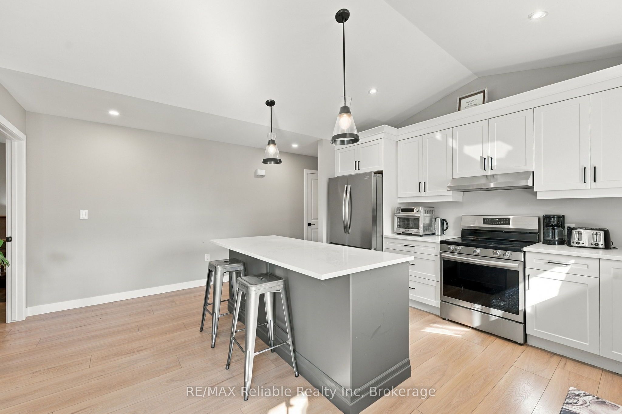 236 Beech Street Property Photo 14