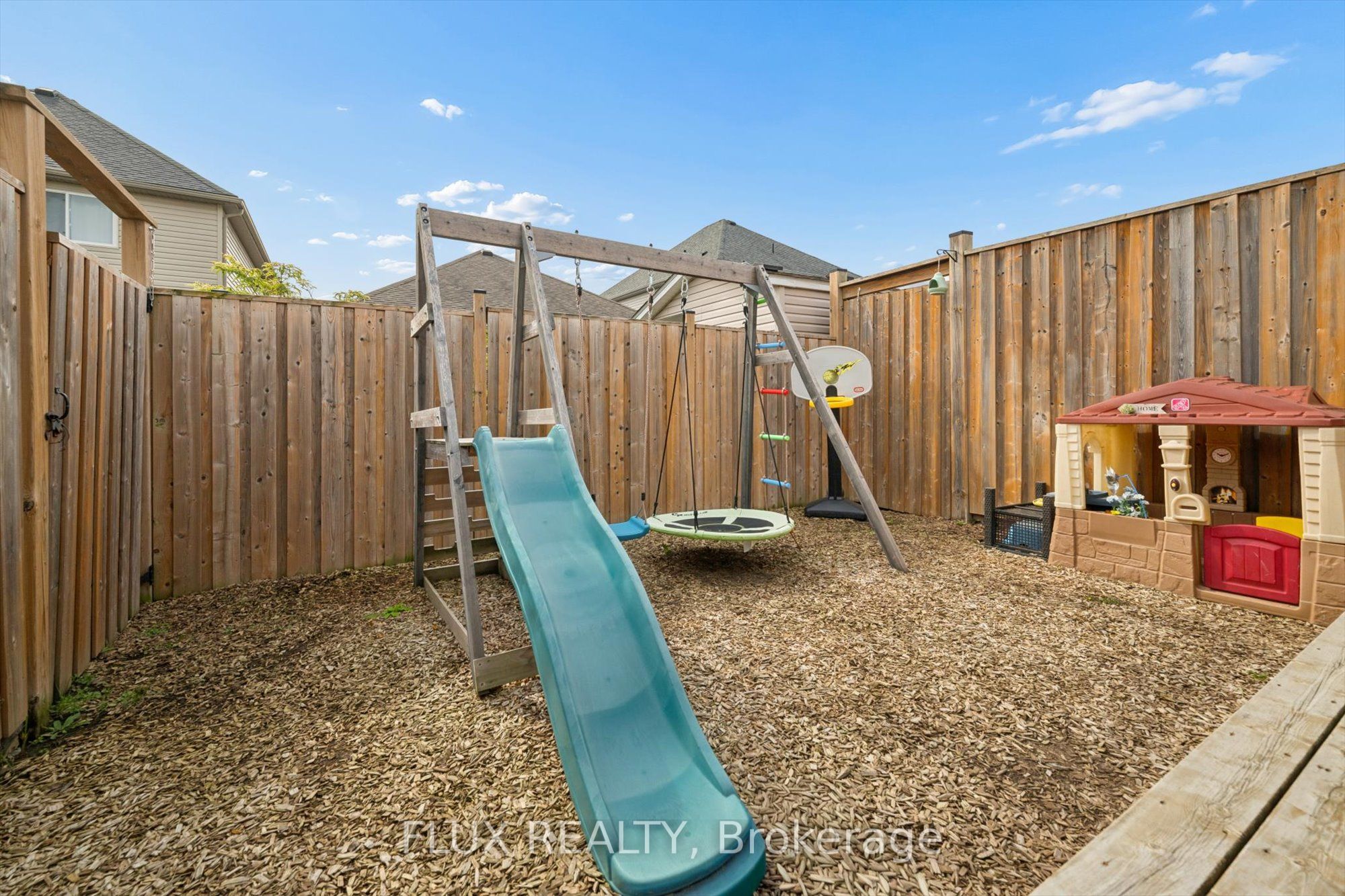 163 William Street Property Photo 33