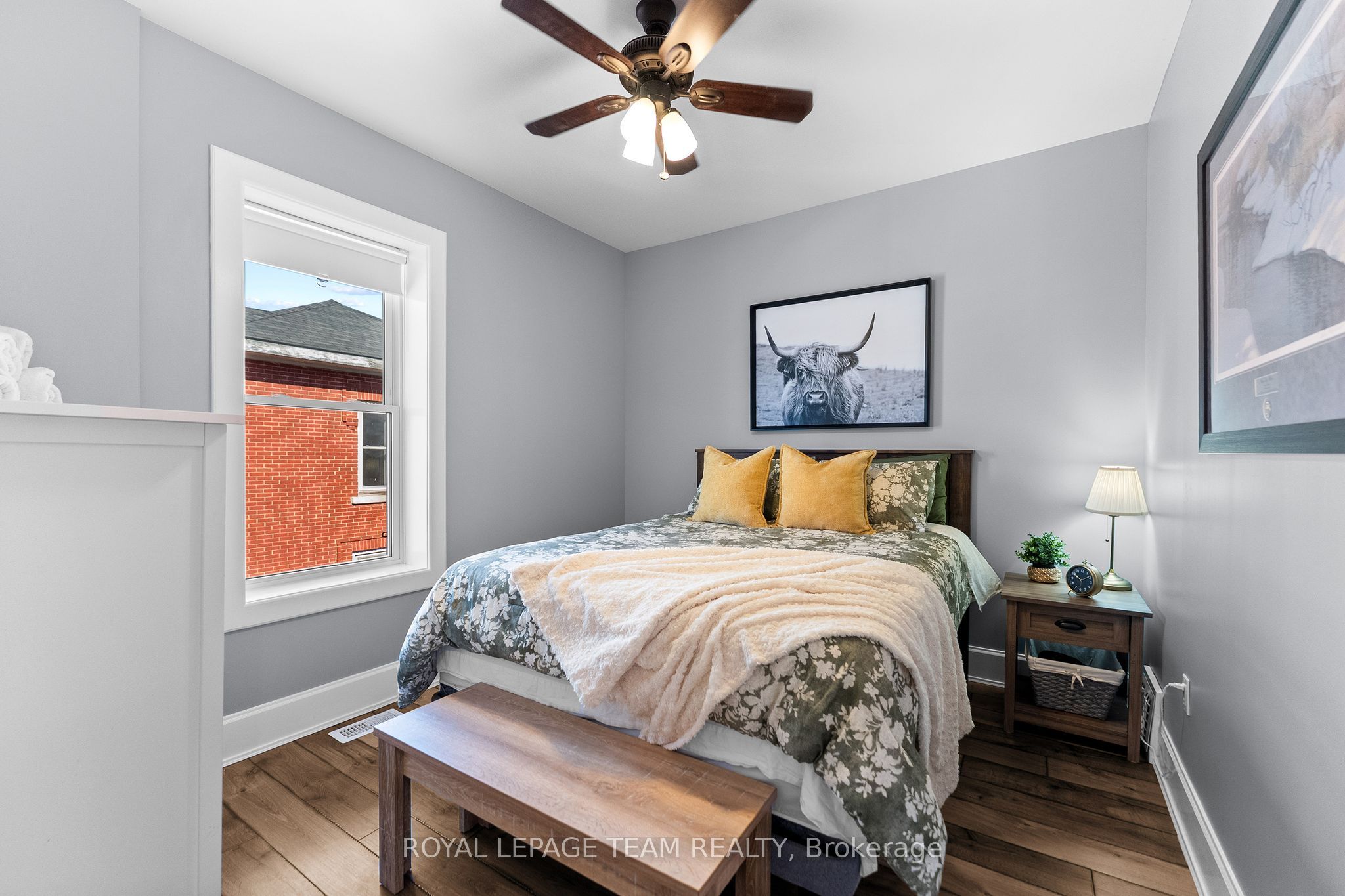 729 Raglan Street S Property Photo 20