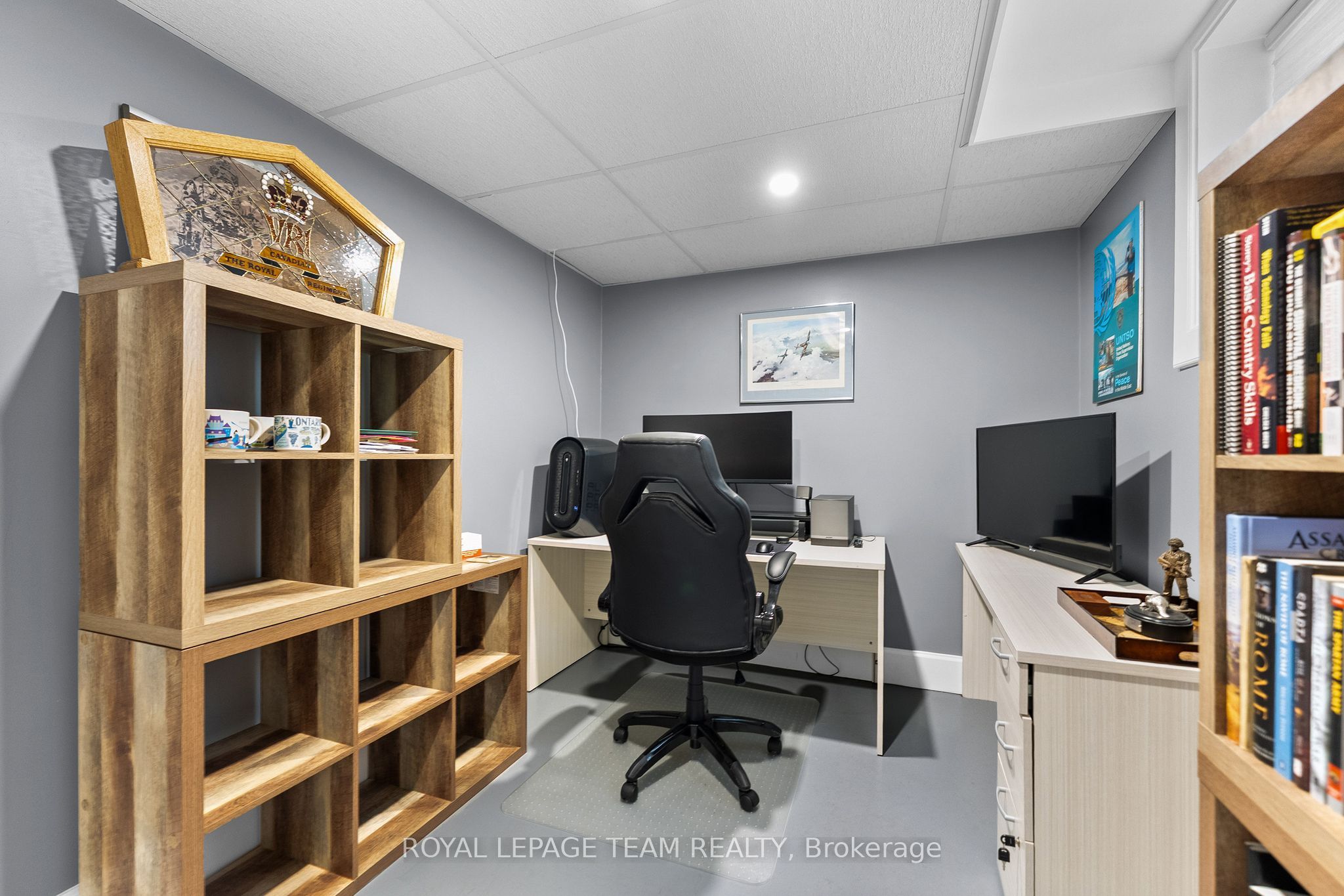 729 Raglan Street S Property Photo 24