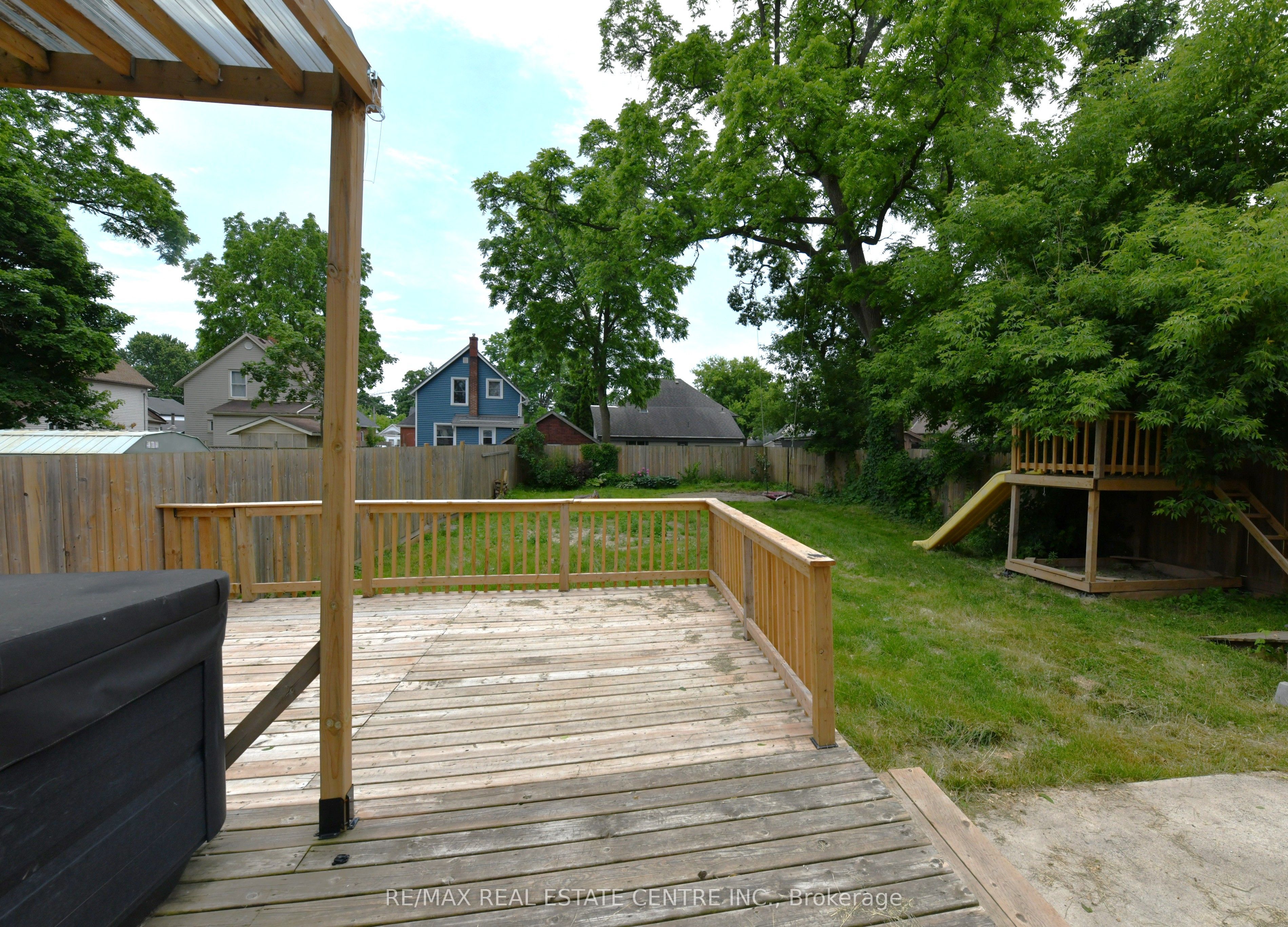 10 Meda Street Property Photo 6