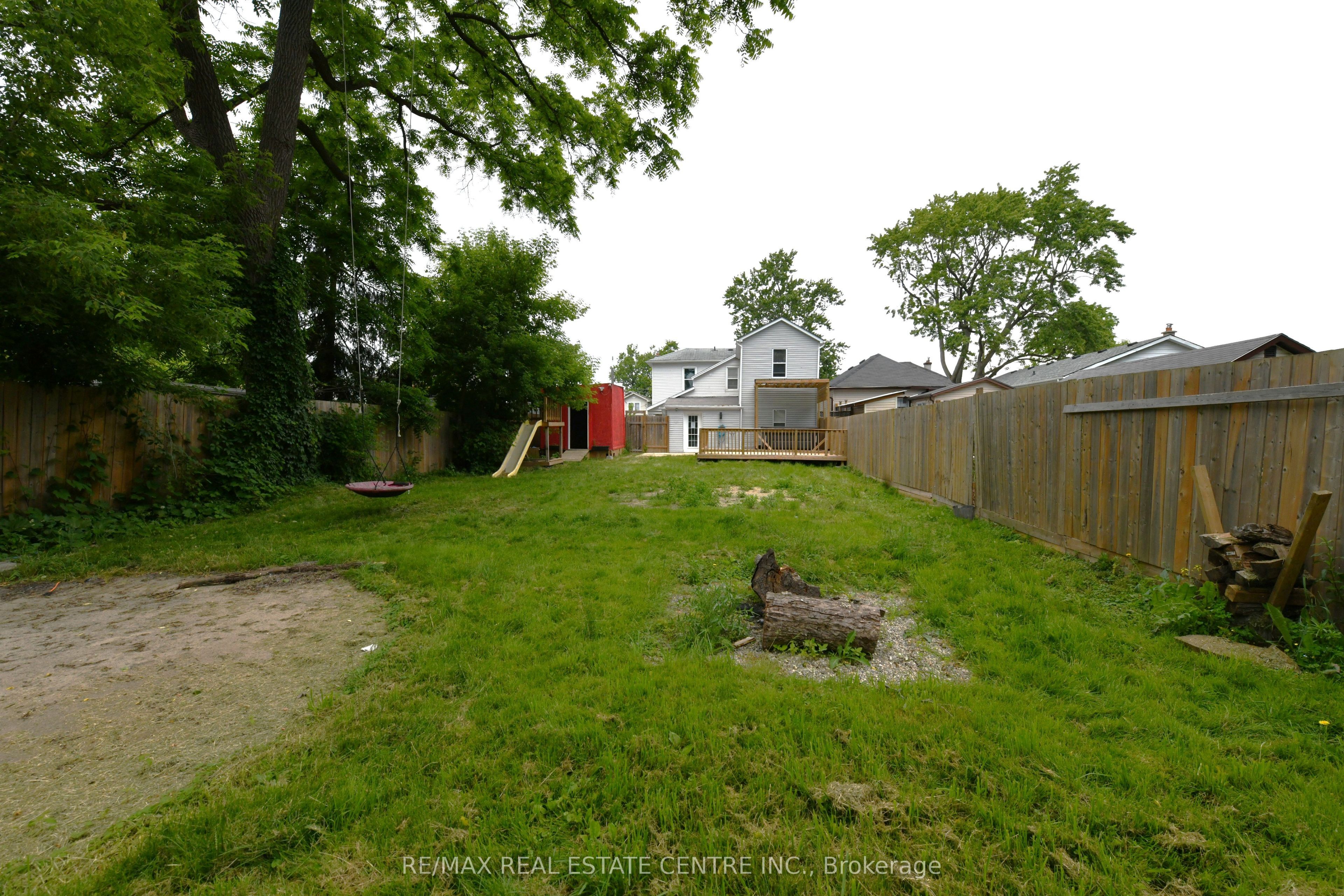 10 Meda Street Property Photo 7