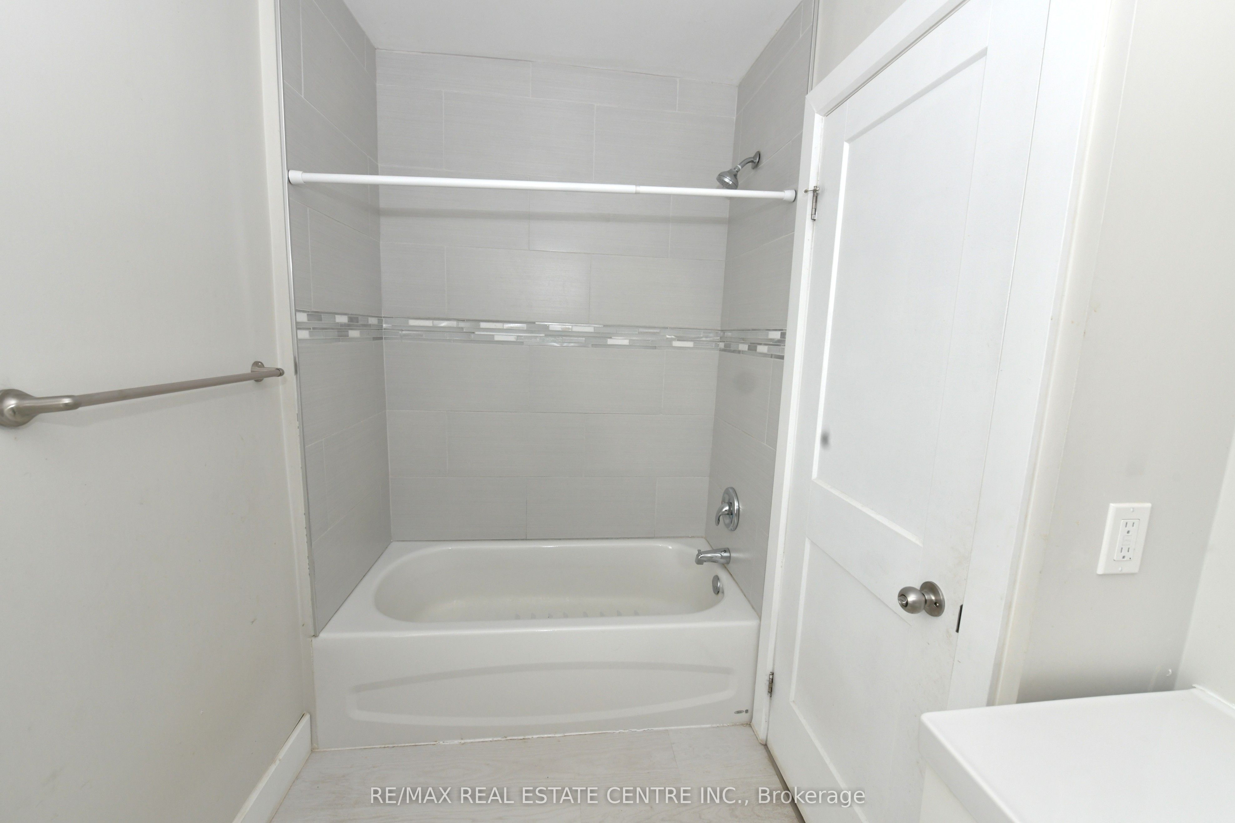 10 Meda Street Property Photo 21