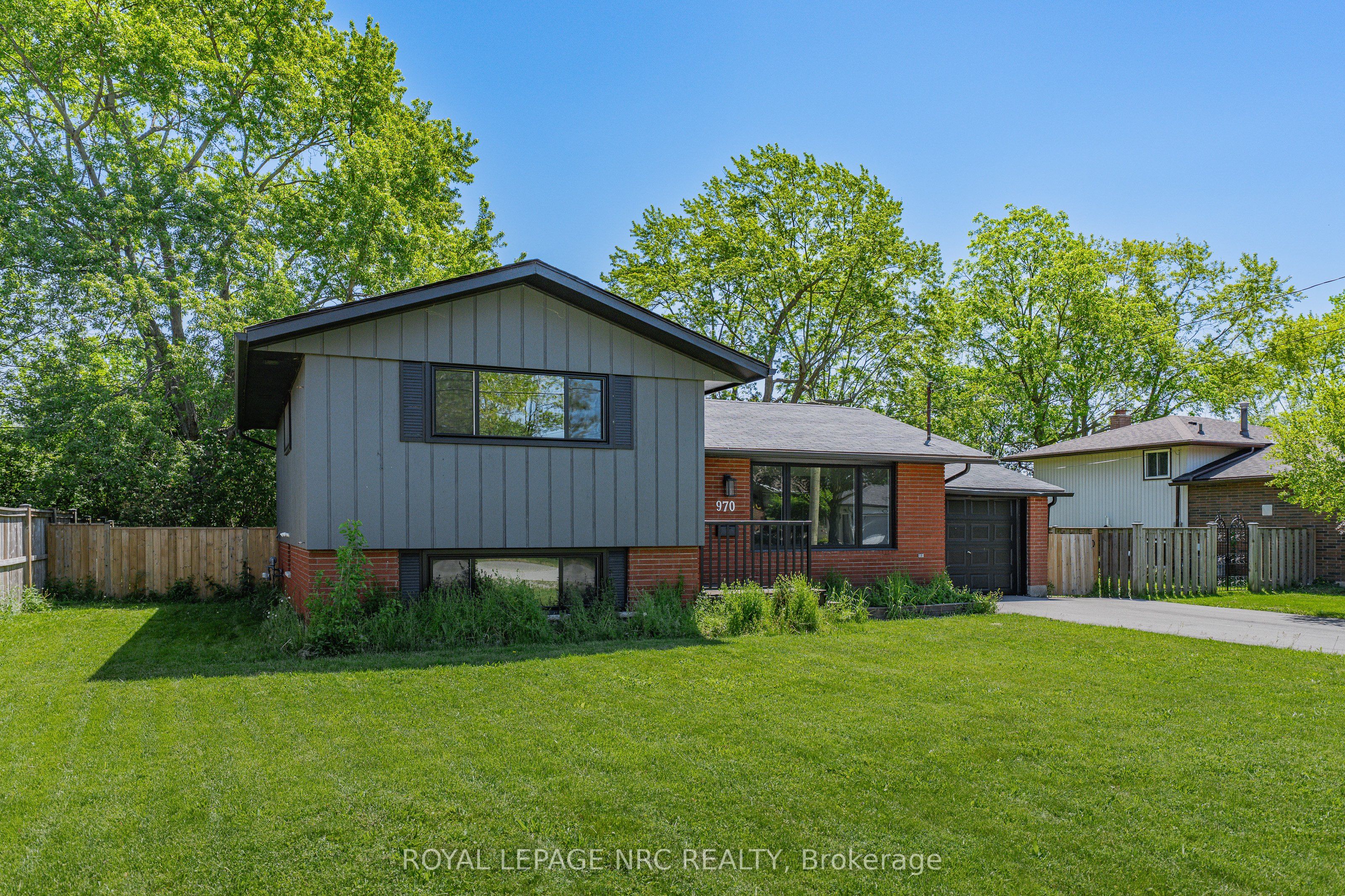970 Parkdale Avenue Property Photo 3