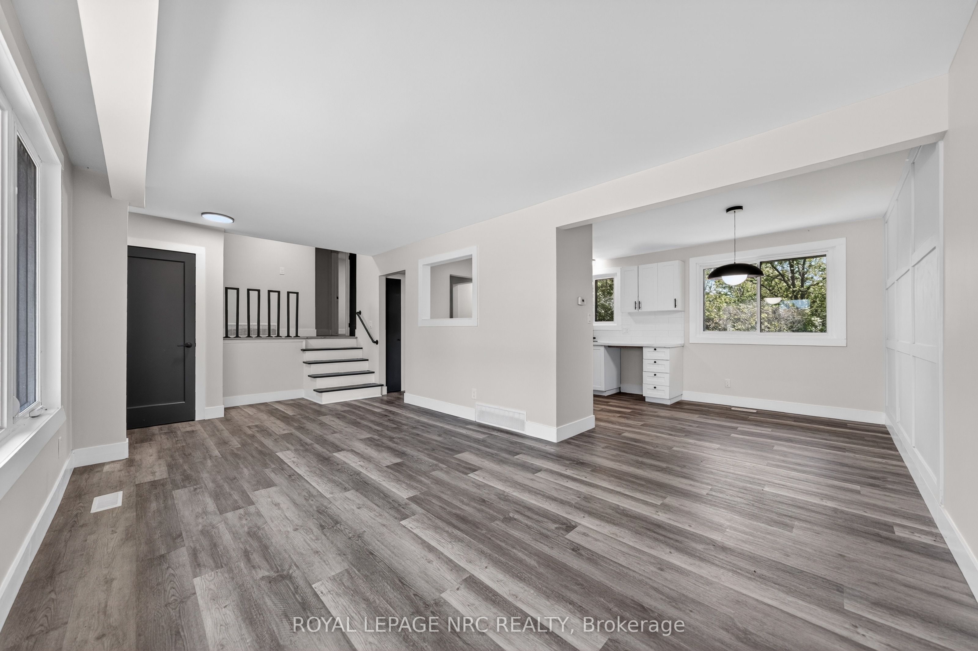 970 Parkdale Avenue Property Photo 9