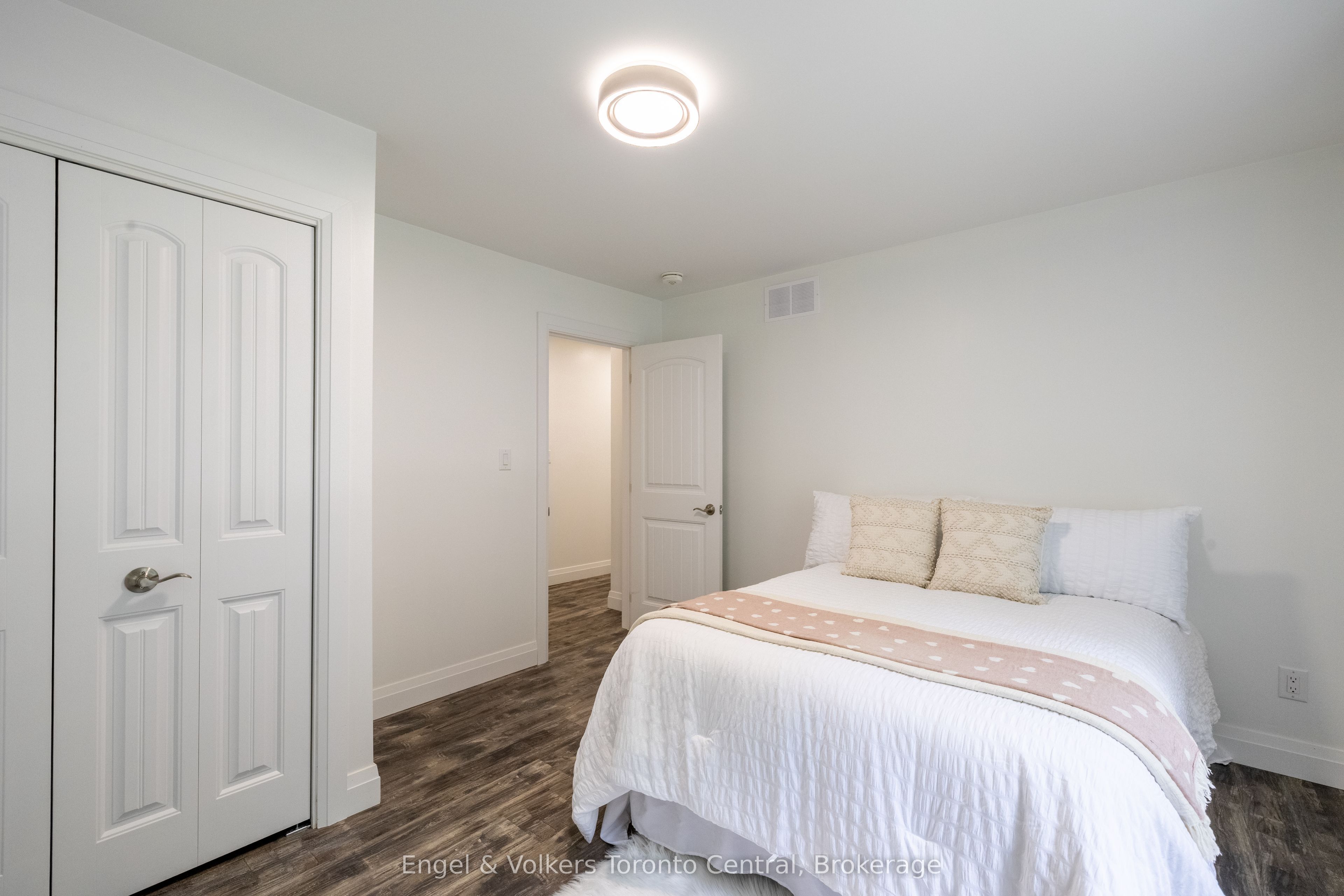 37 Spencer Street Property Photo 15
