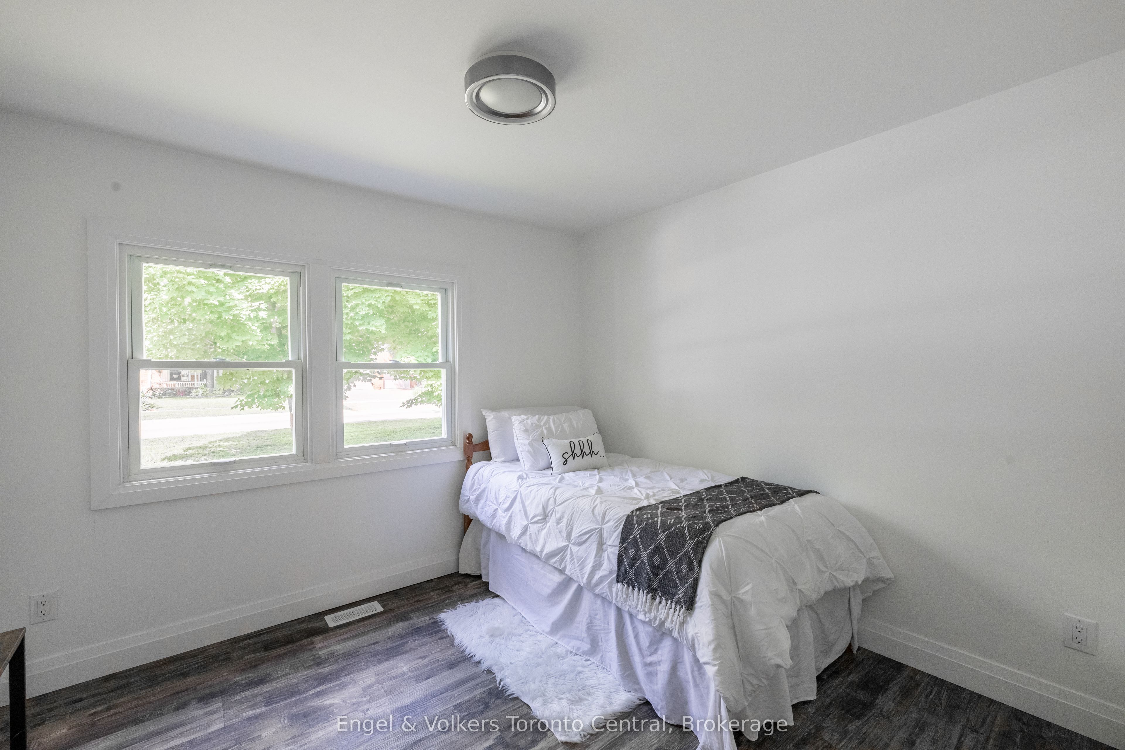 37 Spencer Street Property Photo 16