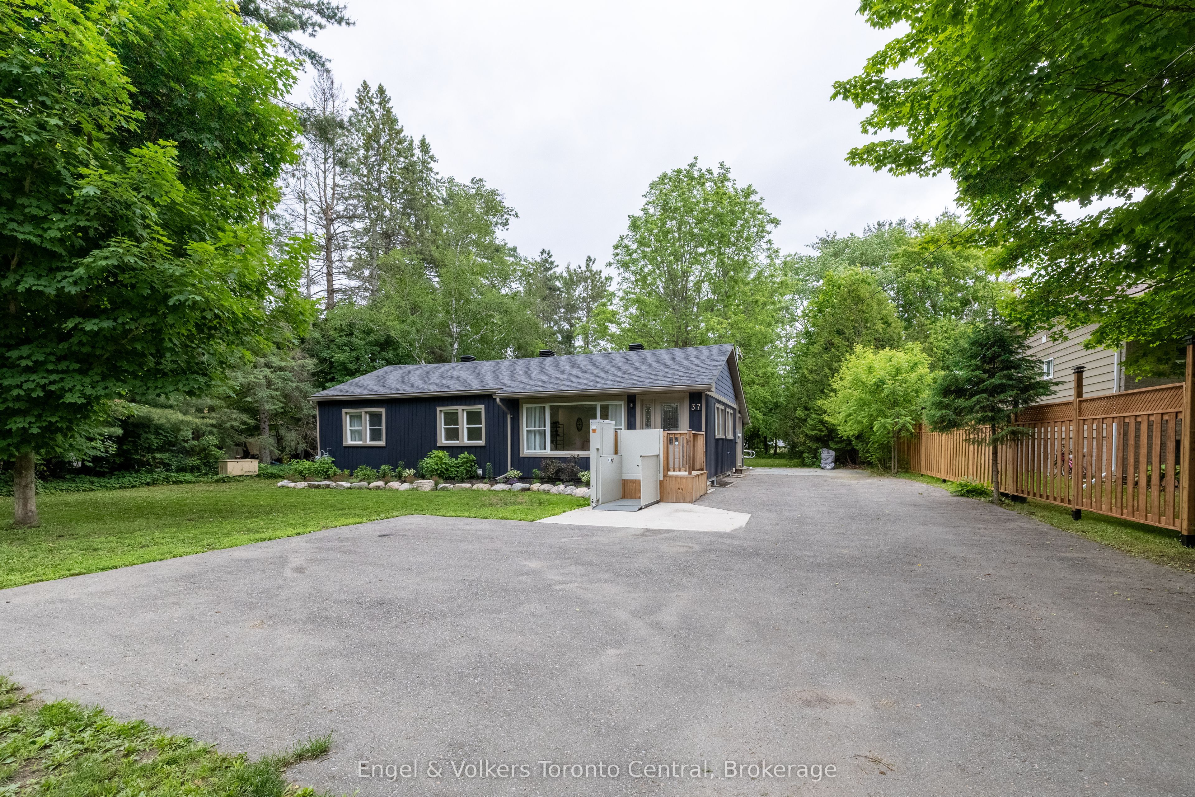 37 Spencer Street Property Photo 24