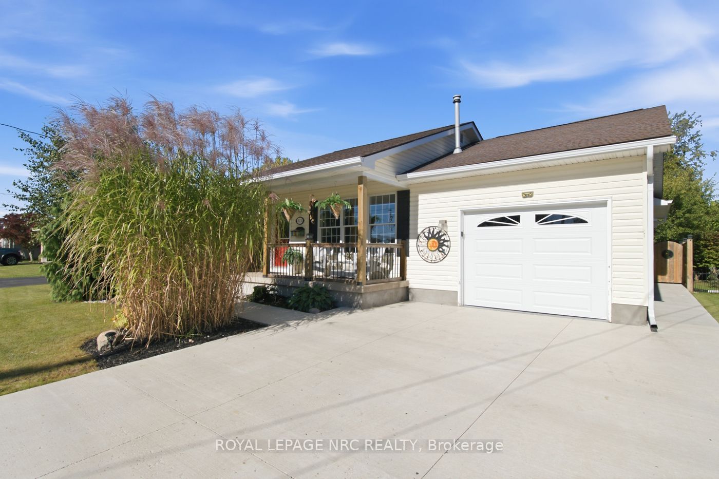 375 Albany Street Property Photo 2