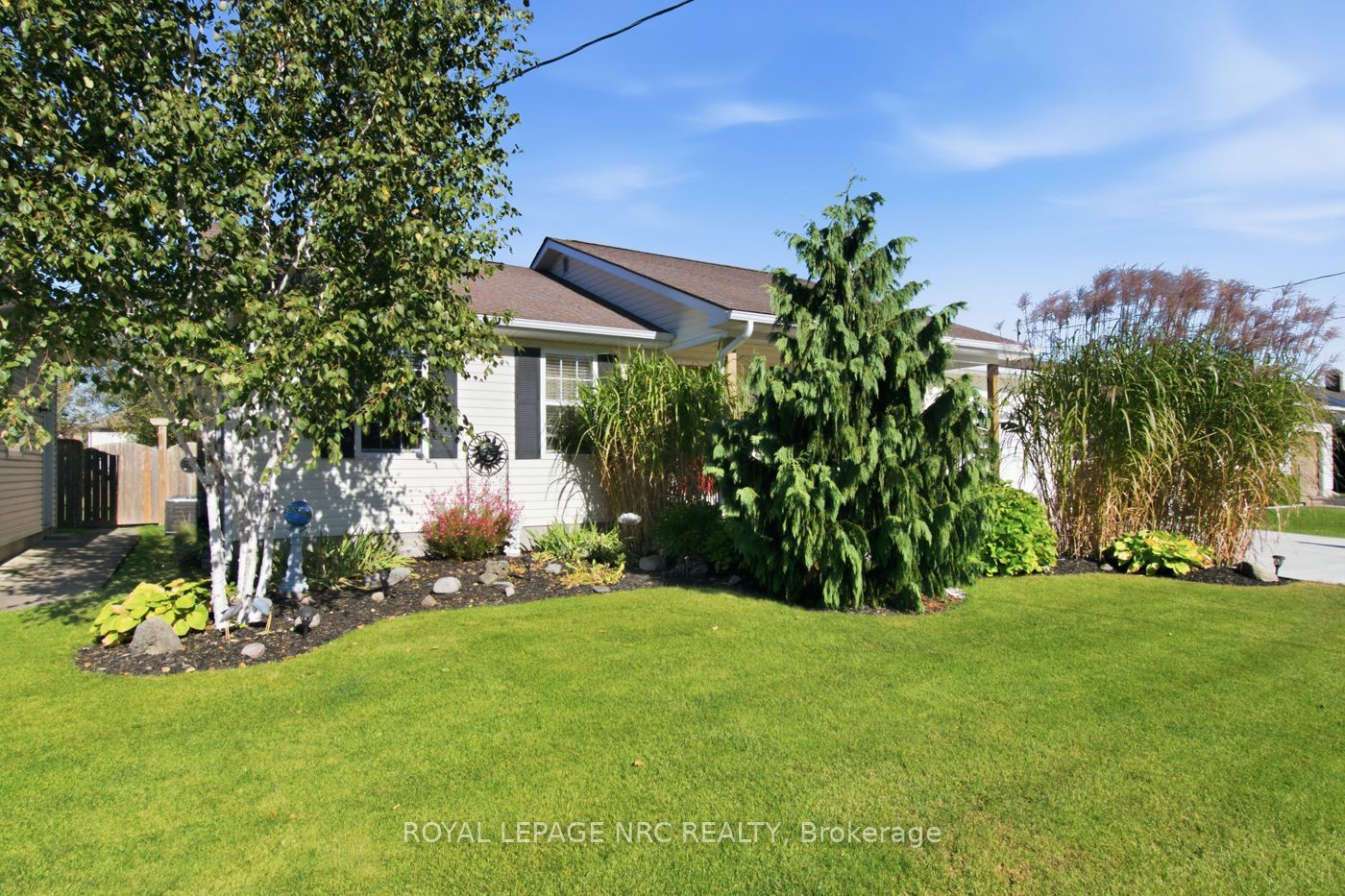 375 Albany Street Property Photo 6