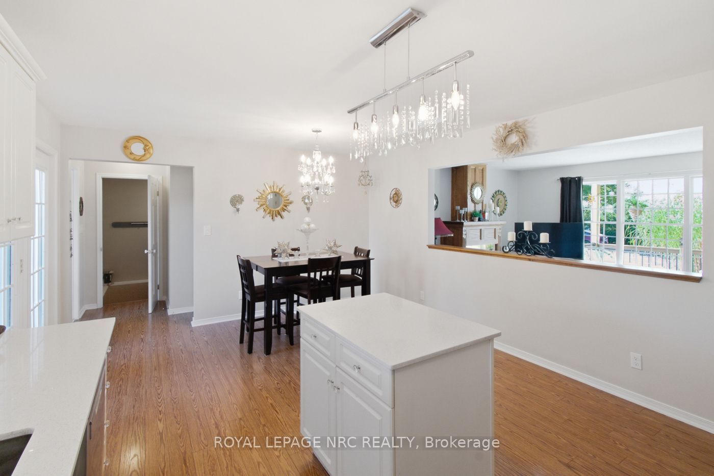 375 Albany Street Property Photo 8