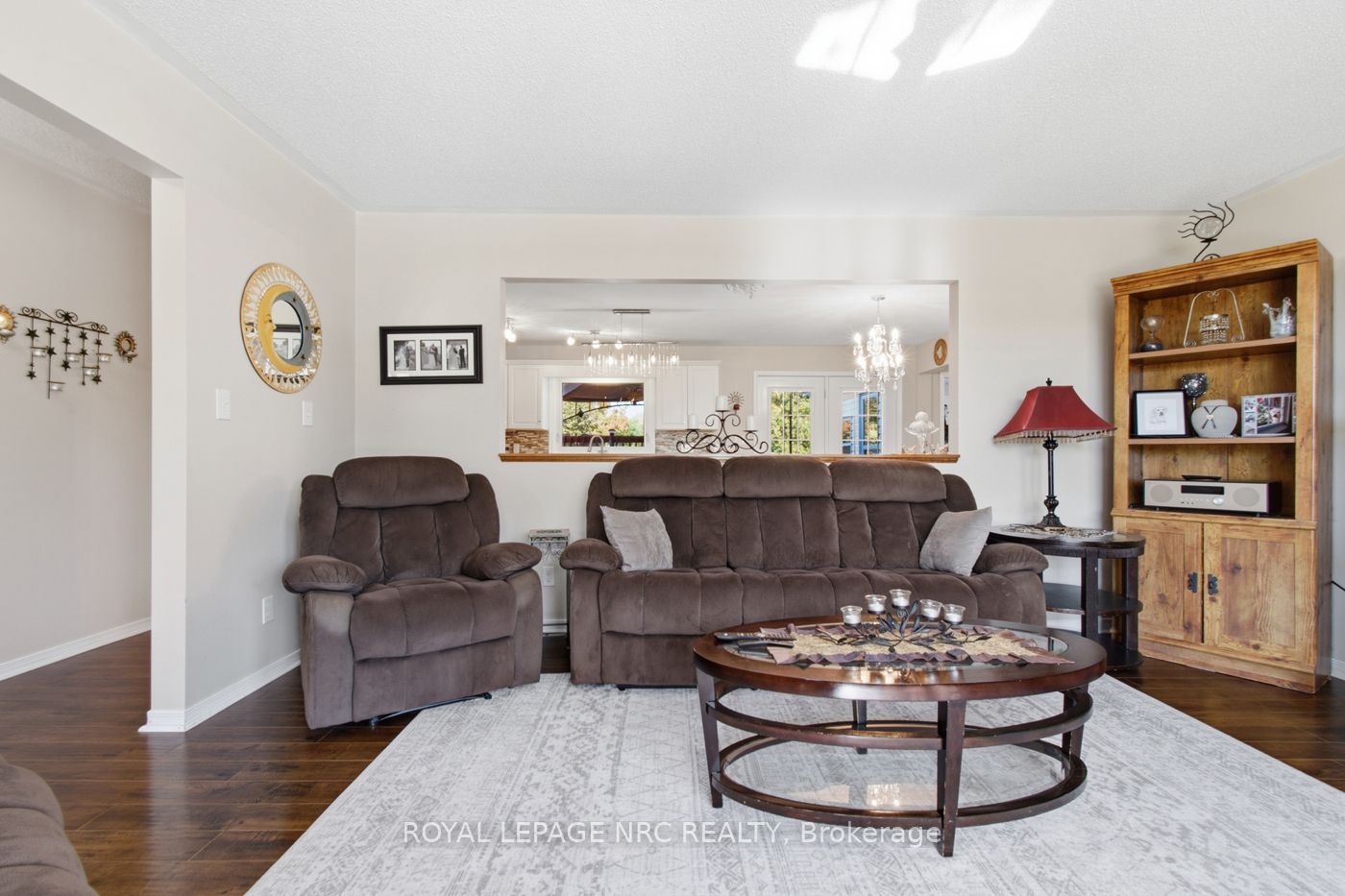 375 Albany Street Property Photo 16
