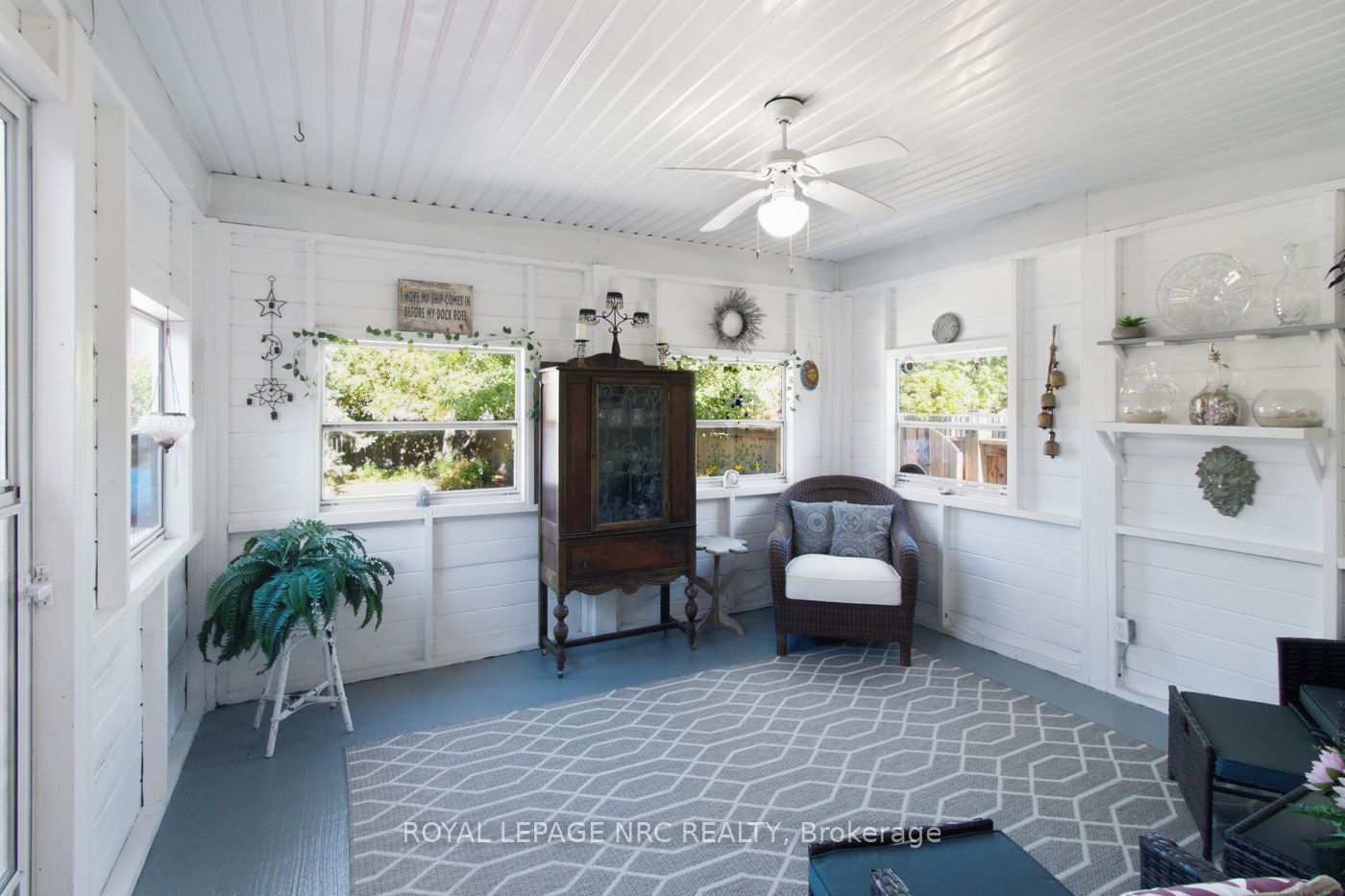 375 Albany Street Property Photo 24
