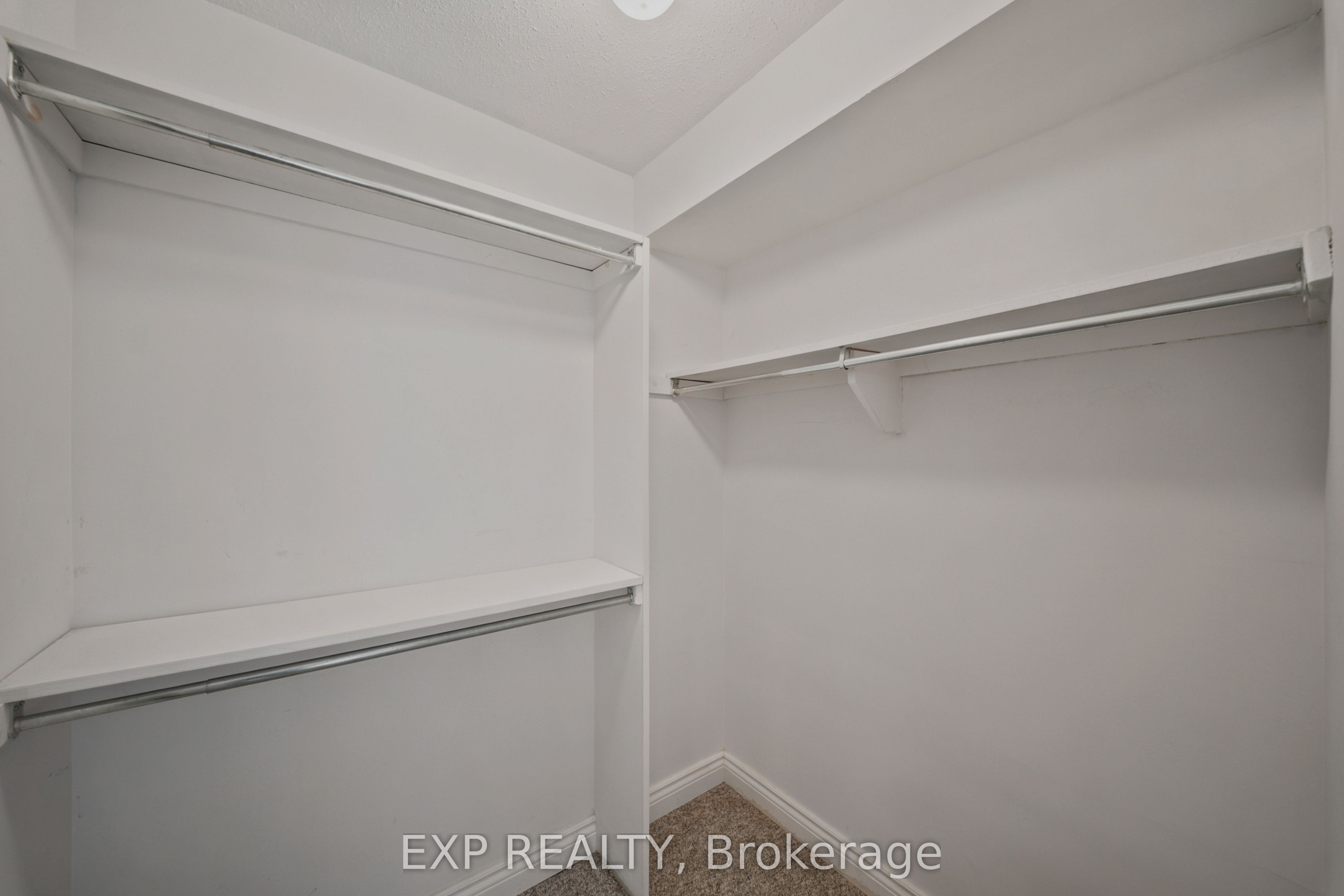 574 Latour Crescent Property Photo 16