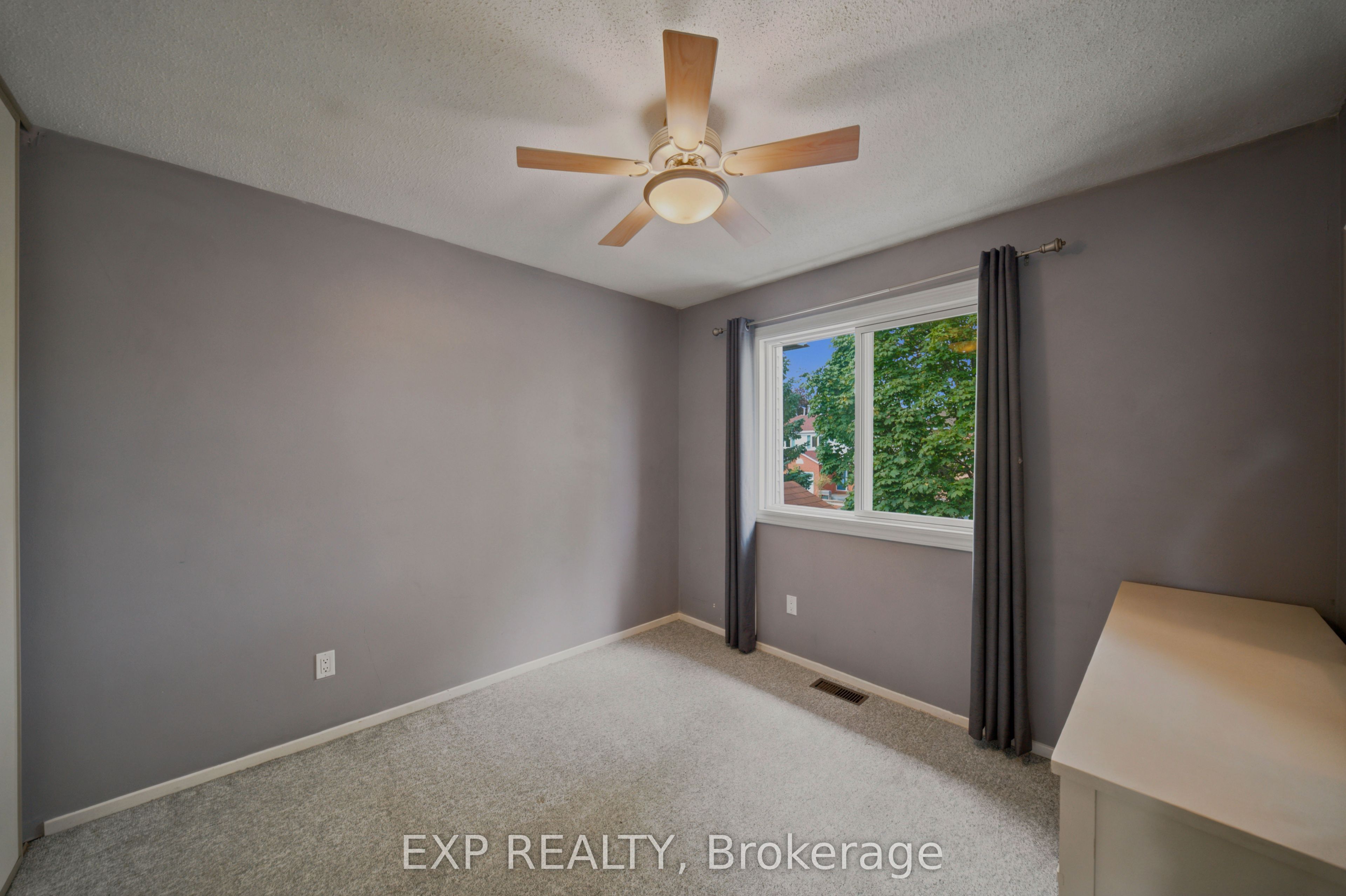 574 Latour Crescent Property Photo 19