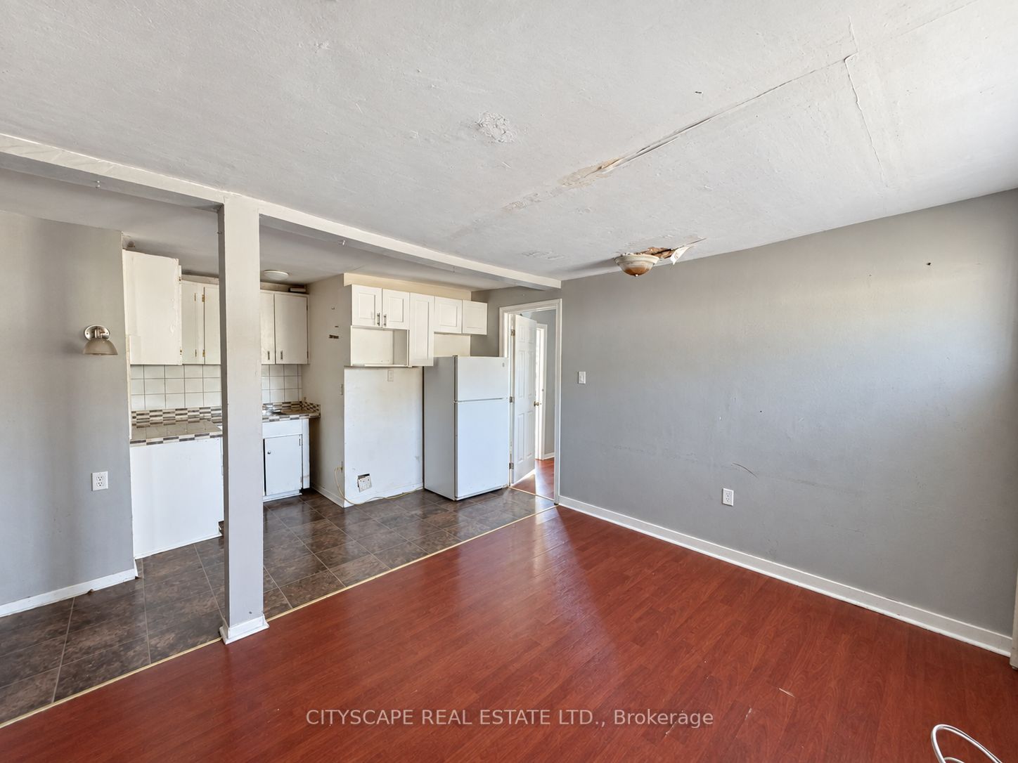 198 Tragina Avenue N Property Photo 12