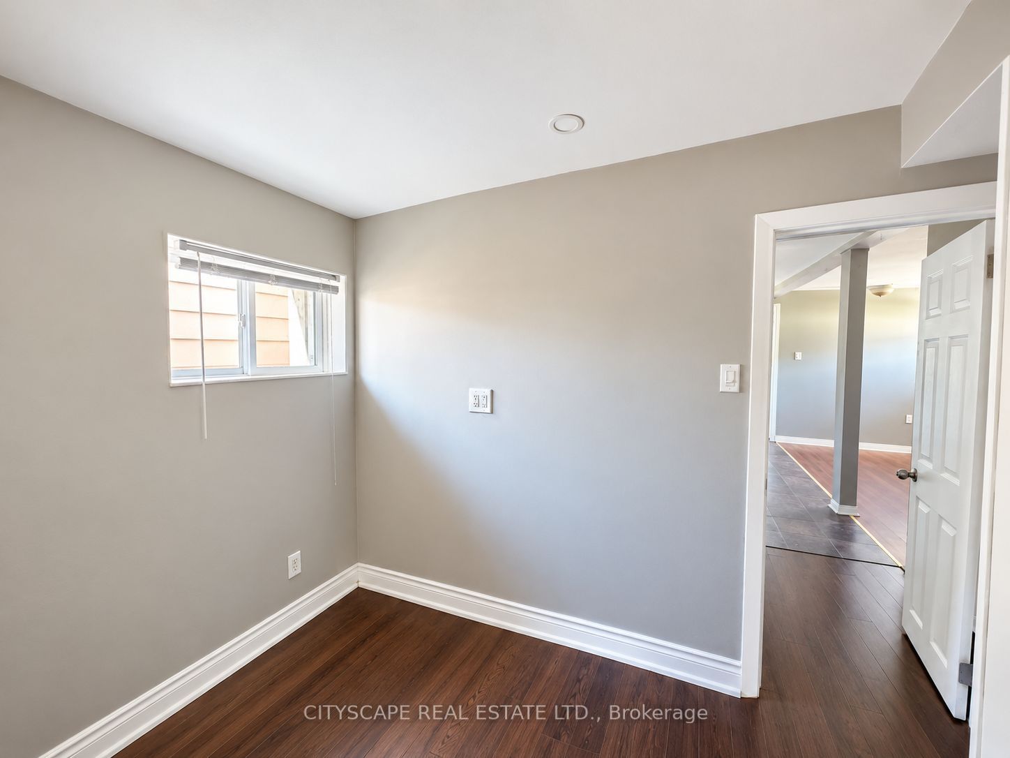 198 Tragina Avenue N Property Photo 21