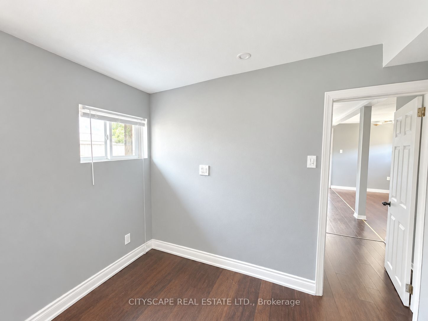 198 Tragina Avenue N Property Photo 22