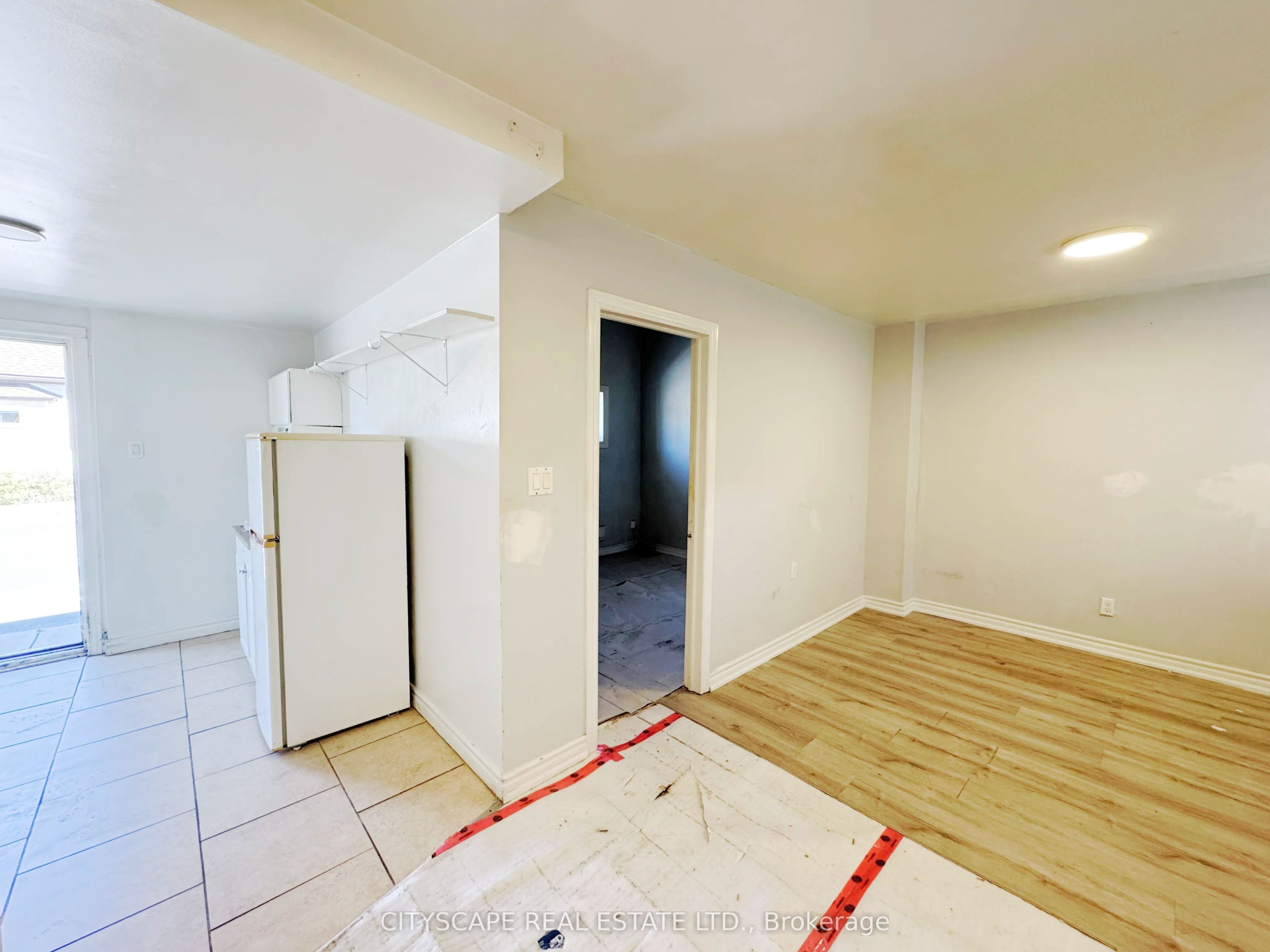 198 Tragina Avenue N Property Photo 26