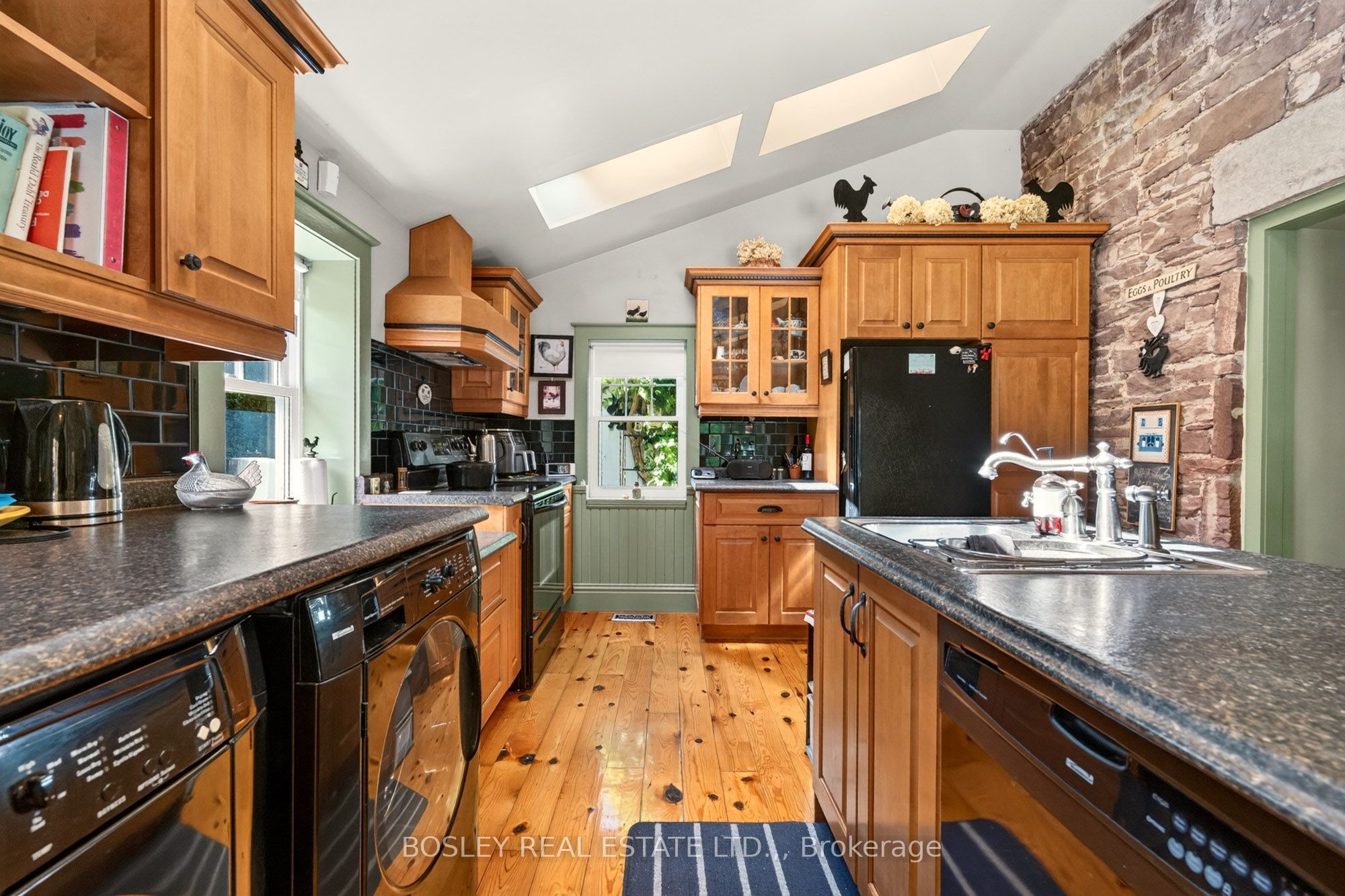 77 Bradley Street Property Photo 13