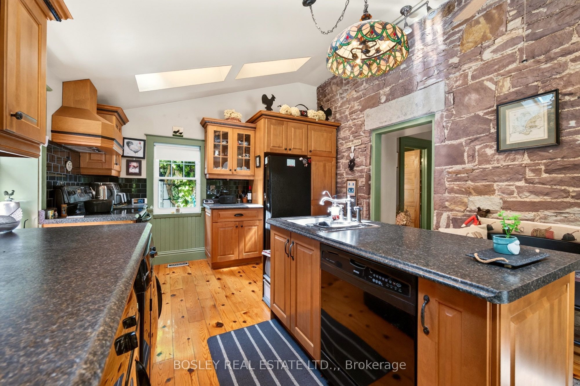 77 Bradley Street Property Photo 14