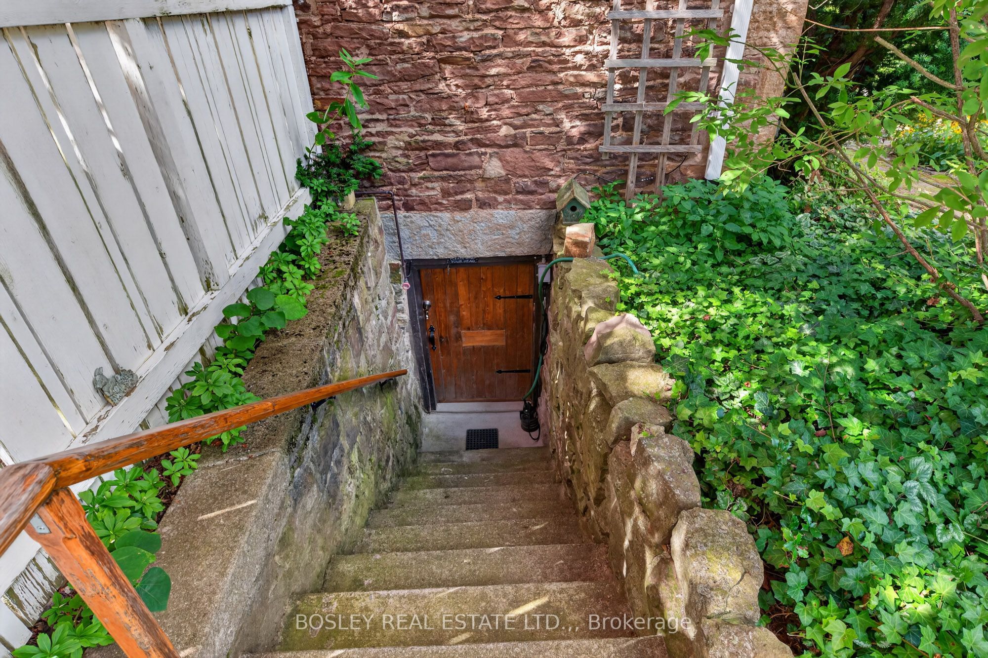 77 Bradley Street Property Photo 28