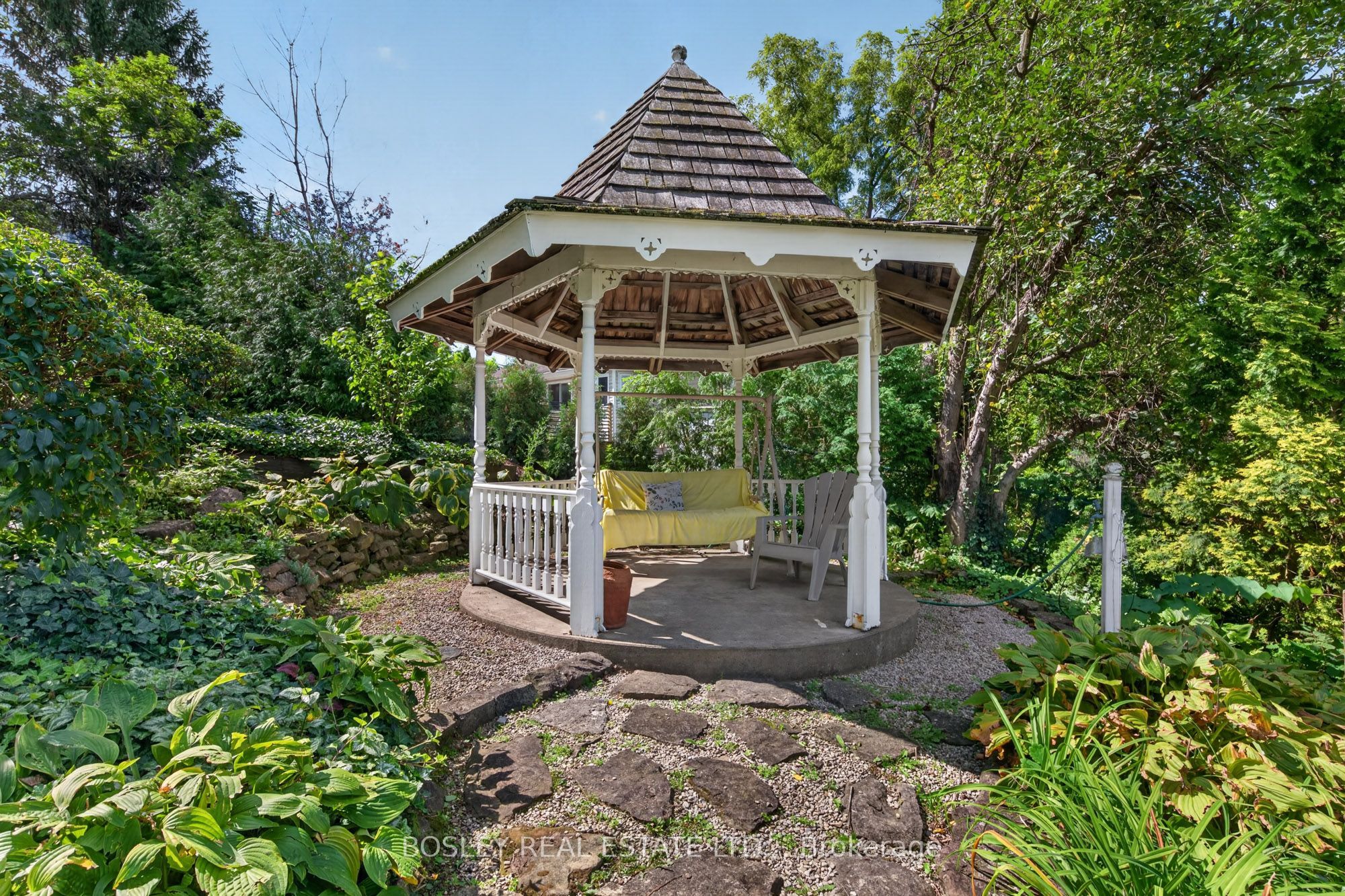 77 Bradley Street Property Photo 33