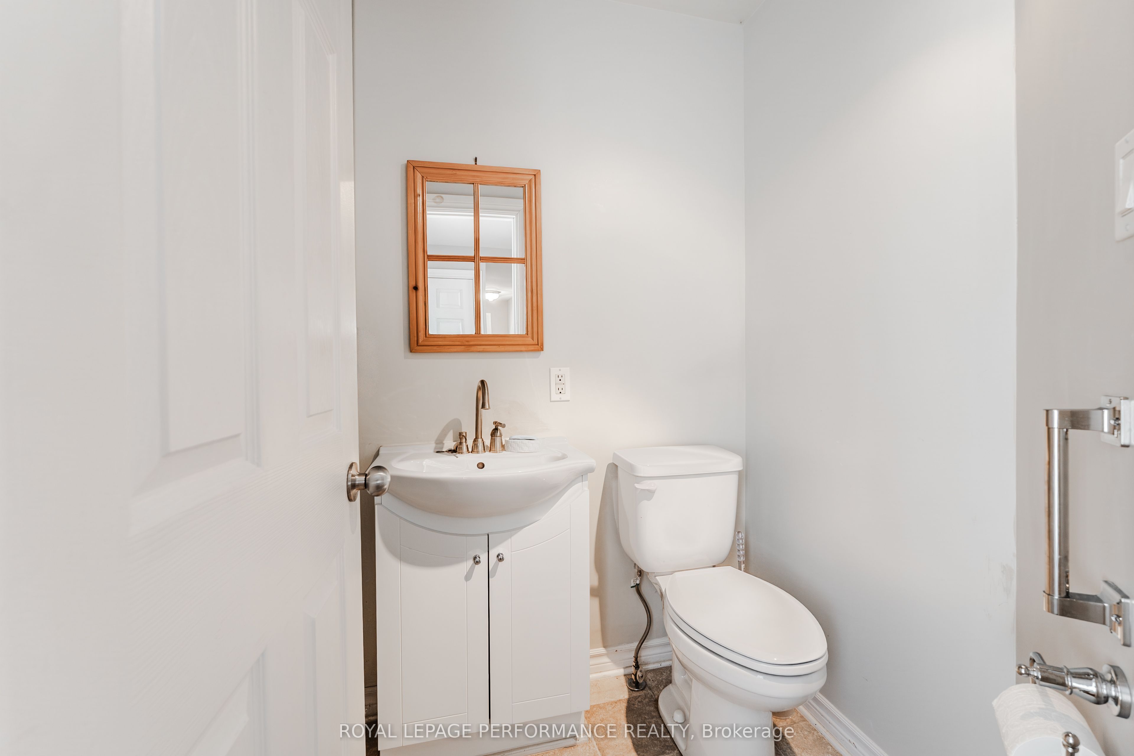 6 Whitehead Street Property Photo 12