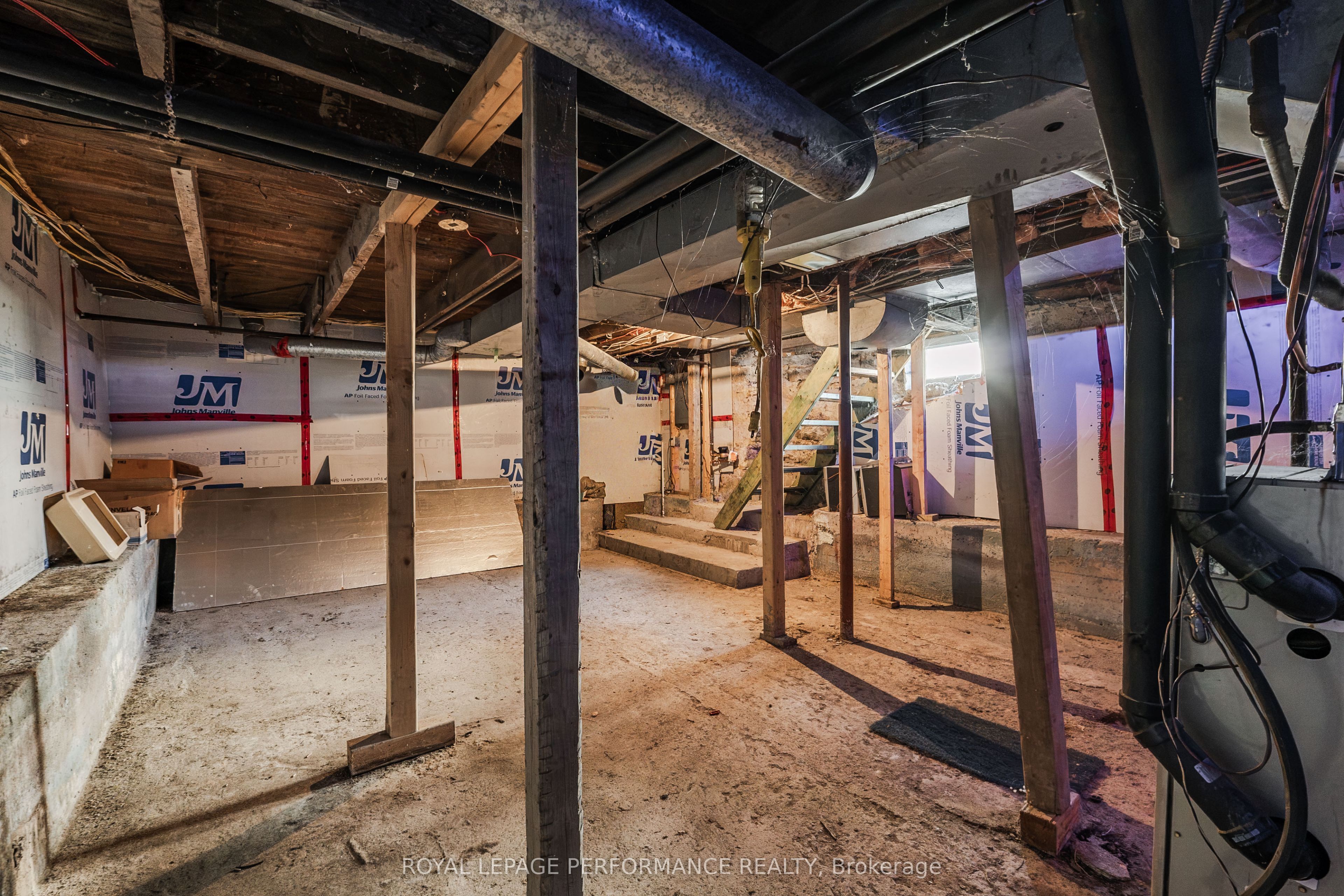 6 Whitehead Street Property Photo 31